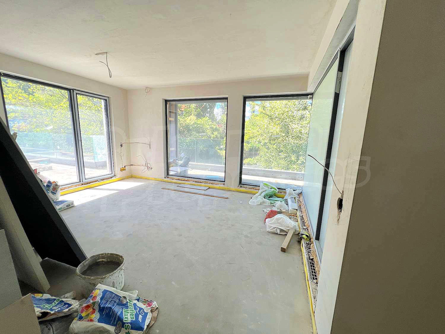 Gallery Picture 52