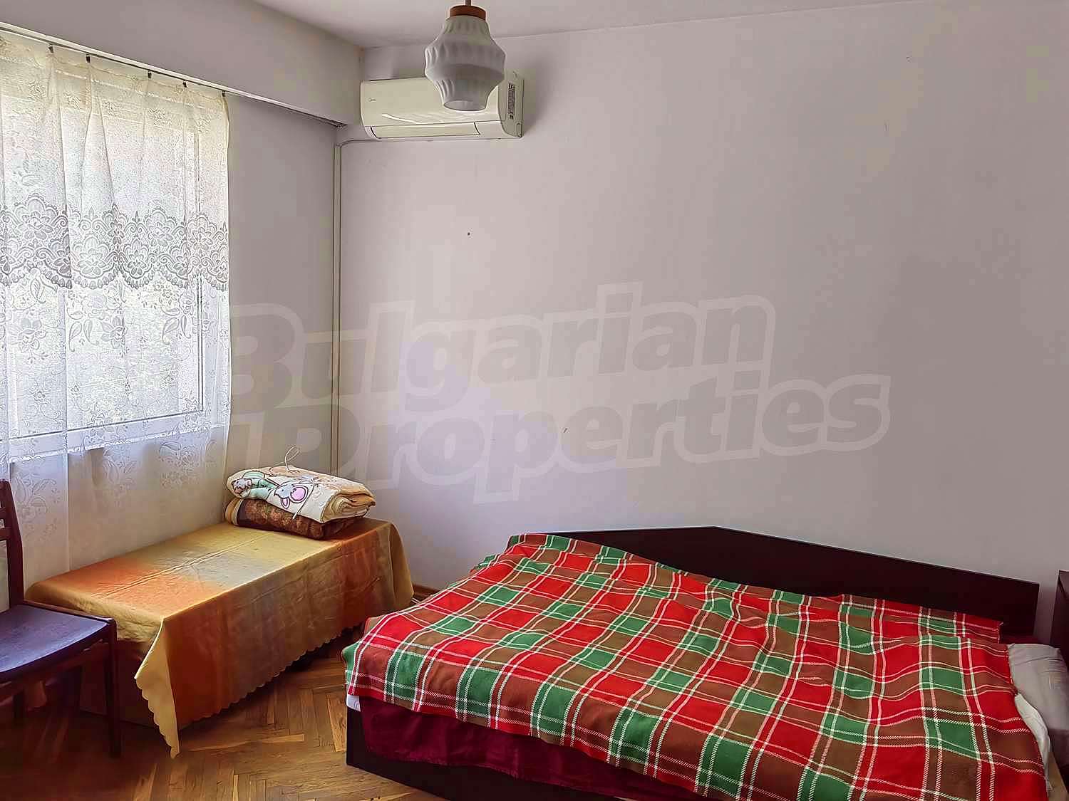 Gallery Picture 5
