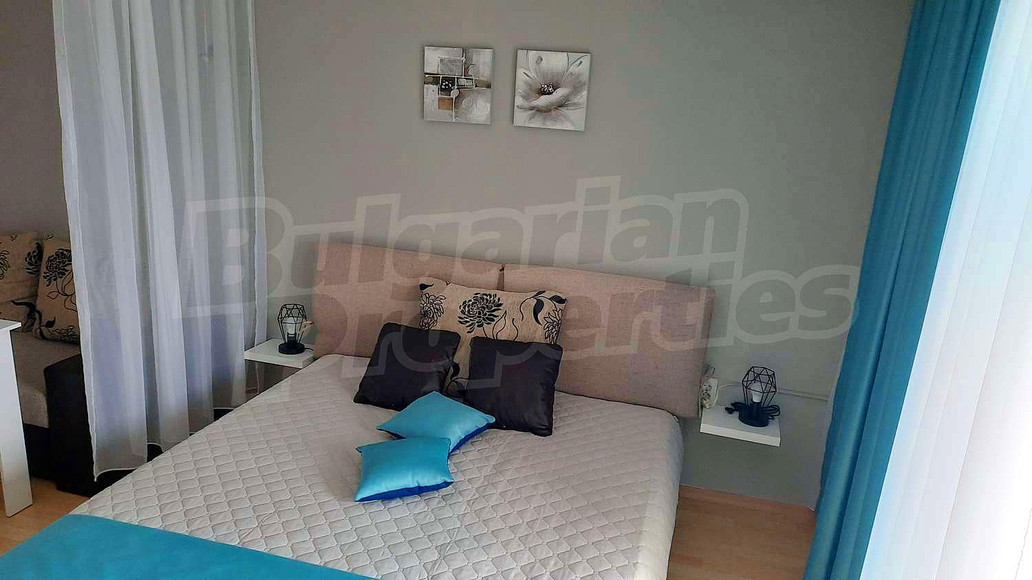 Gallery Picture 13