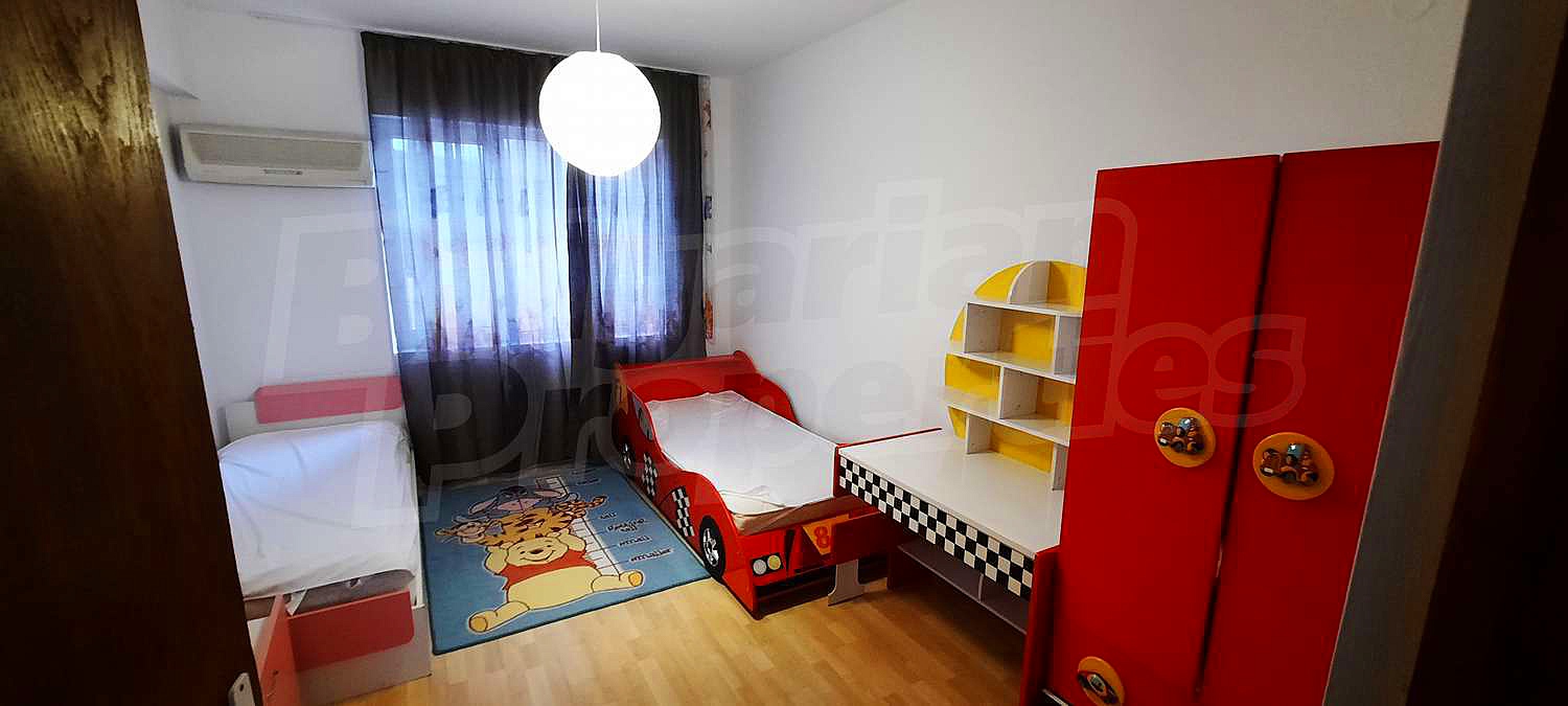 Gallery Picture 23