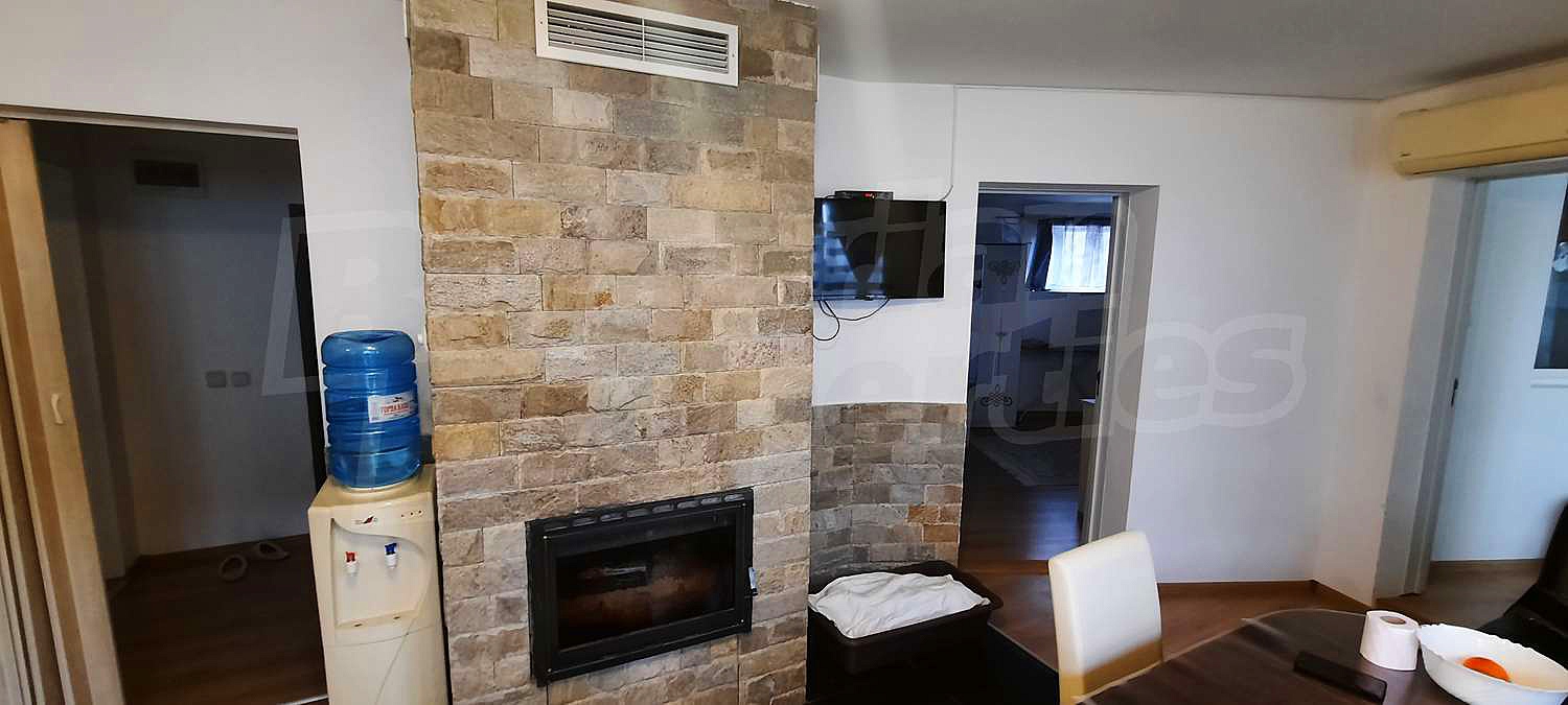 Gallery Picture 33