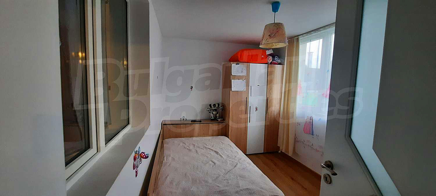 Gallery Picture 42