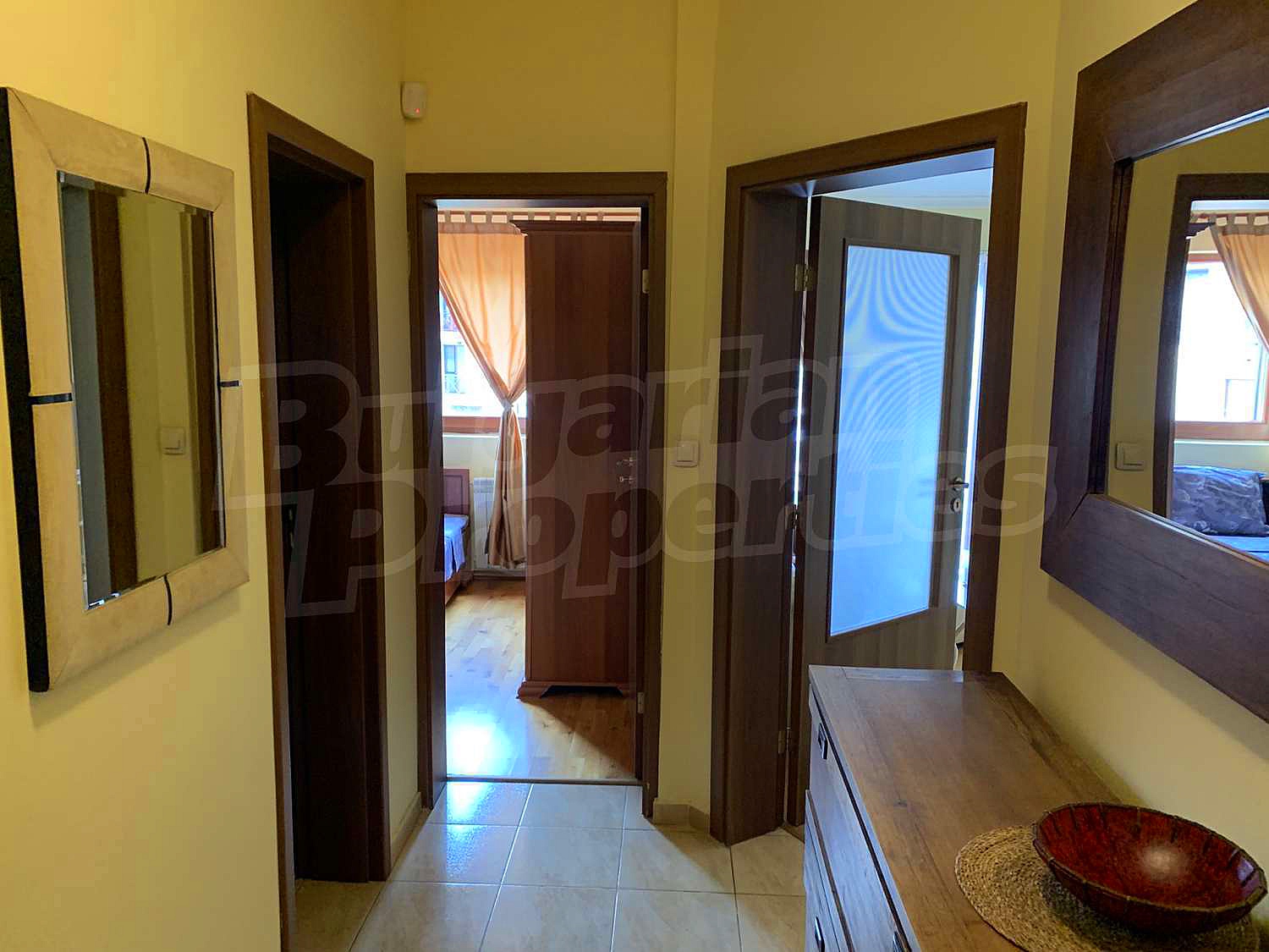 Gallery Picture 10