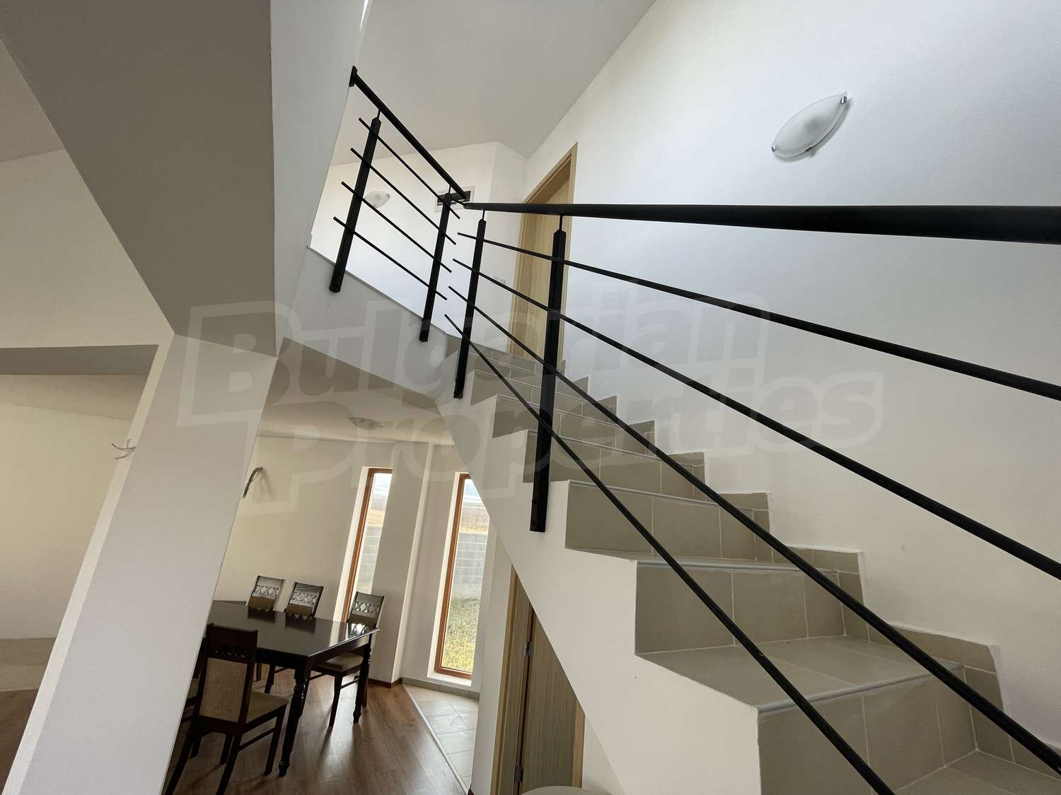 Gallery Picture 5