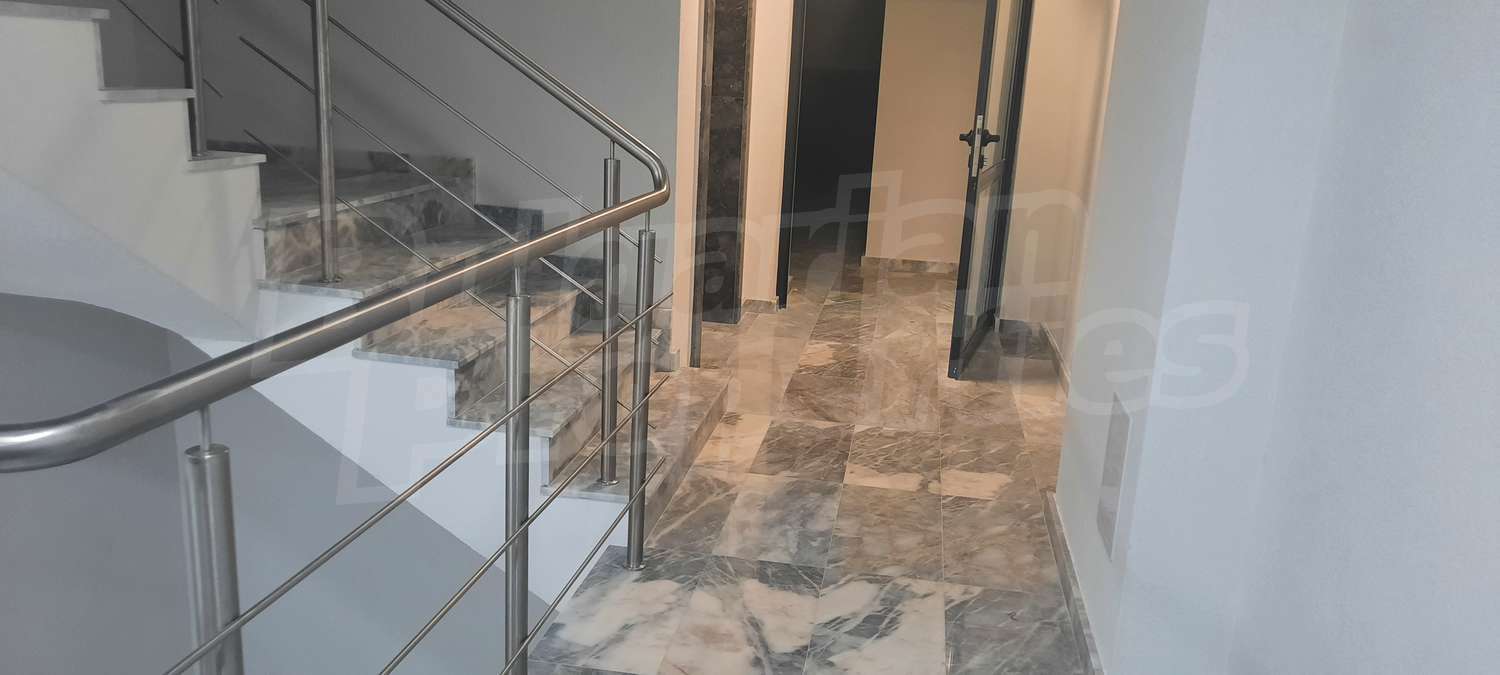 Gallery Picture 16