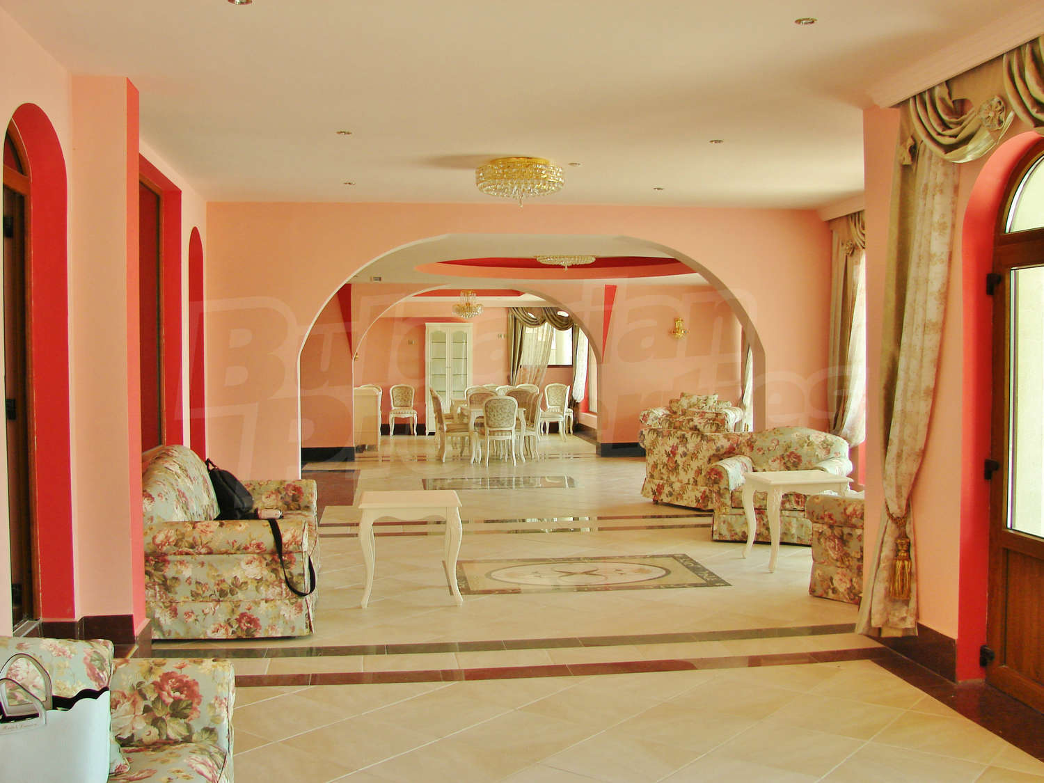 Gallery Picture 7