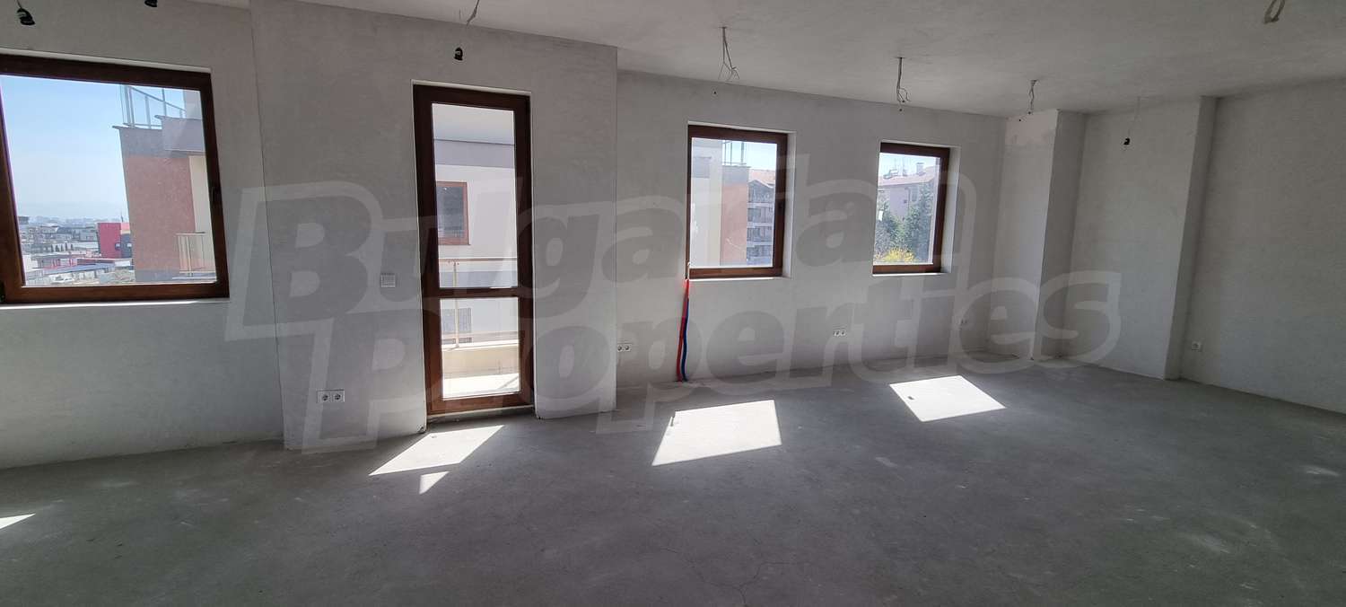 Gallery Picture 14