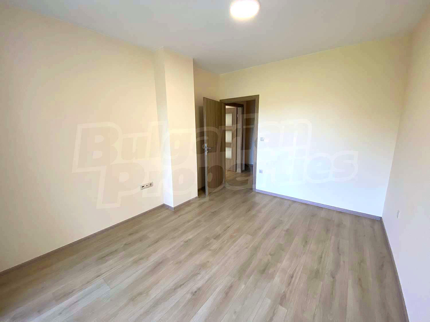 Gallery Picture 10