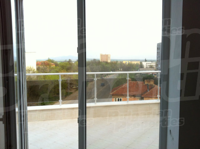 Gallery Picture 13