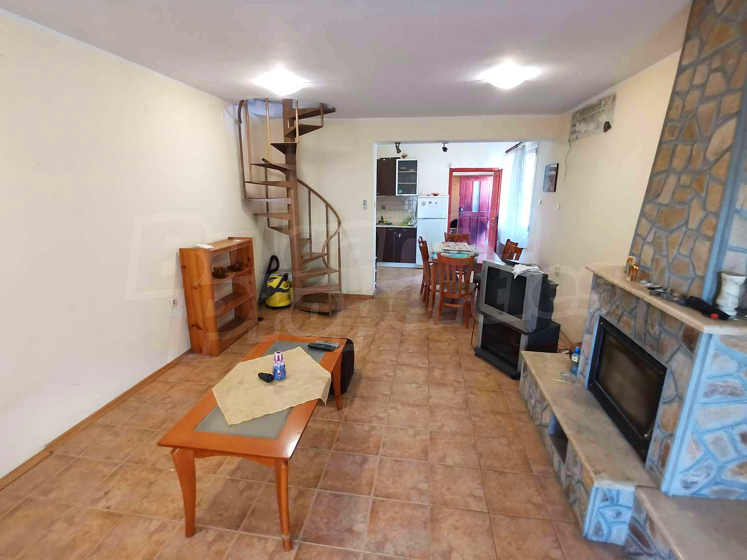 Gallery Picture 15