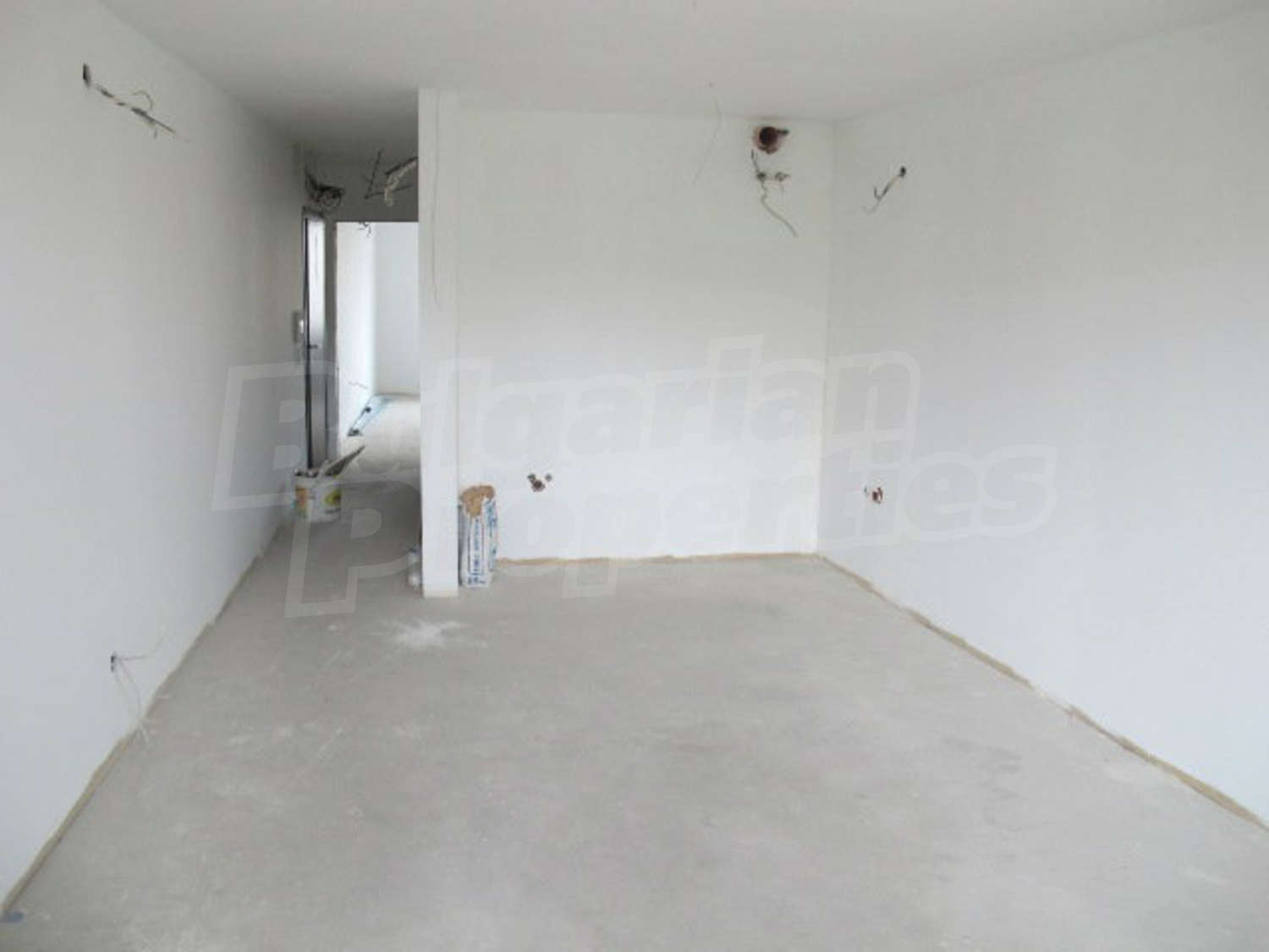 Gallery Picture 10