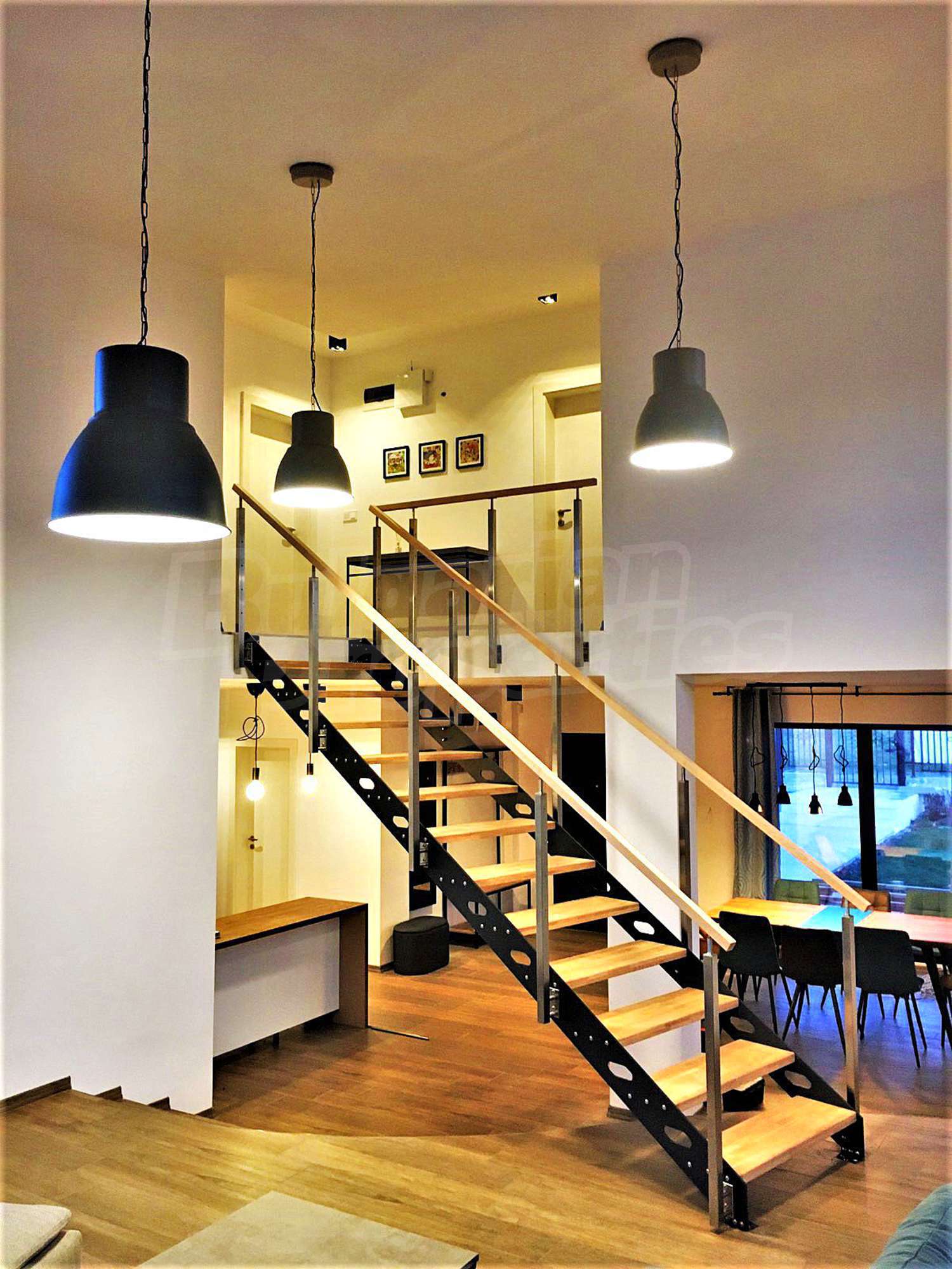 Gallery Picture 16
