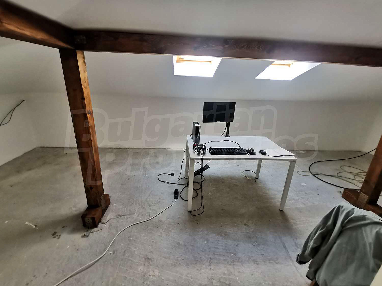 Gallery Picture 15