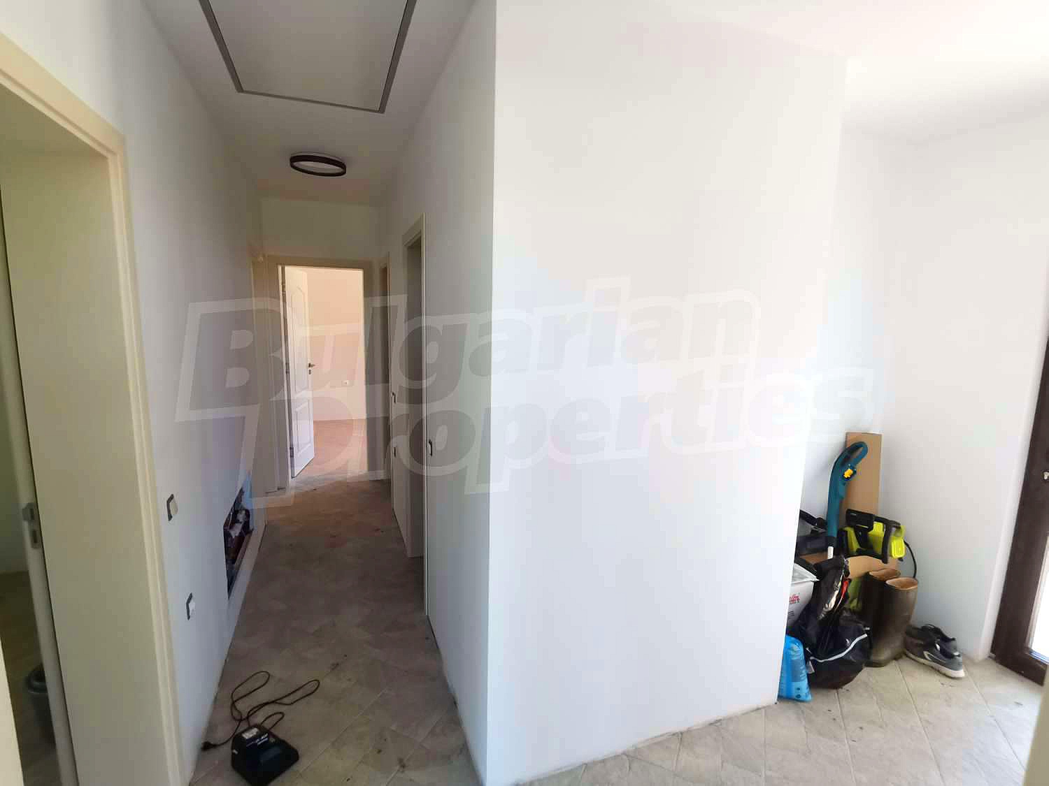 Gallery Picture 8