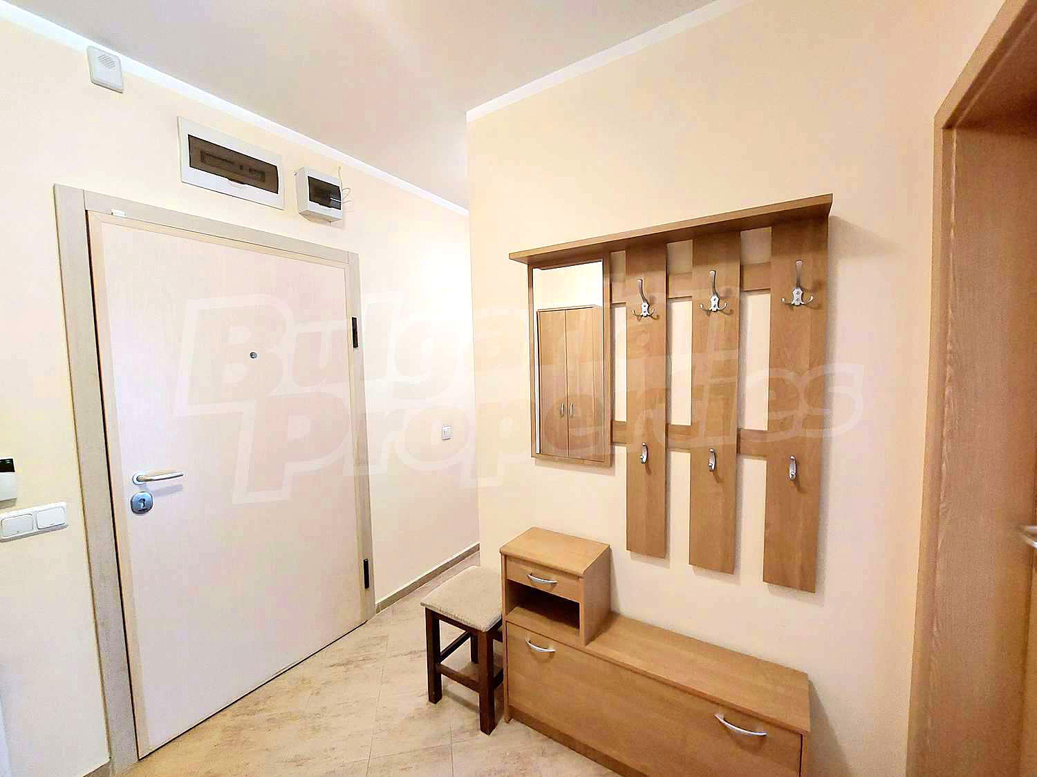Gallery Picture 10