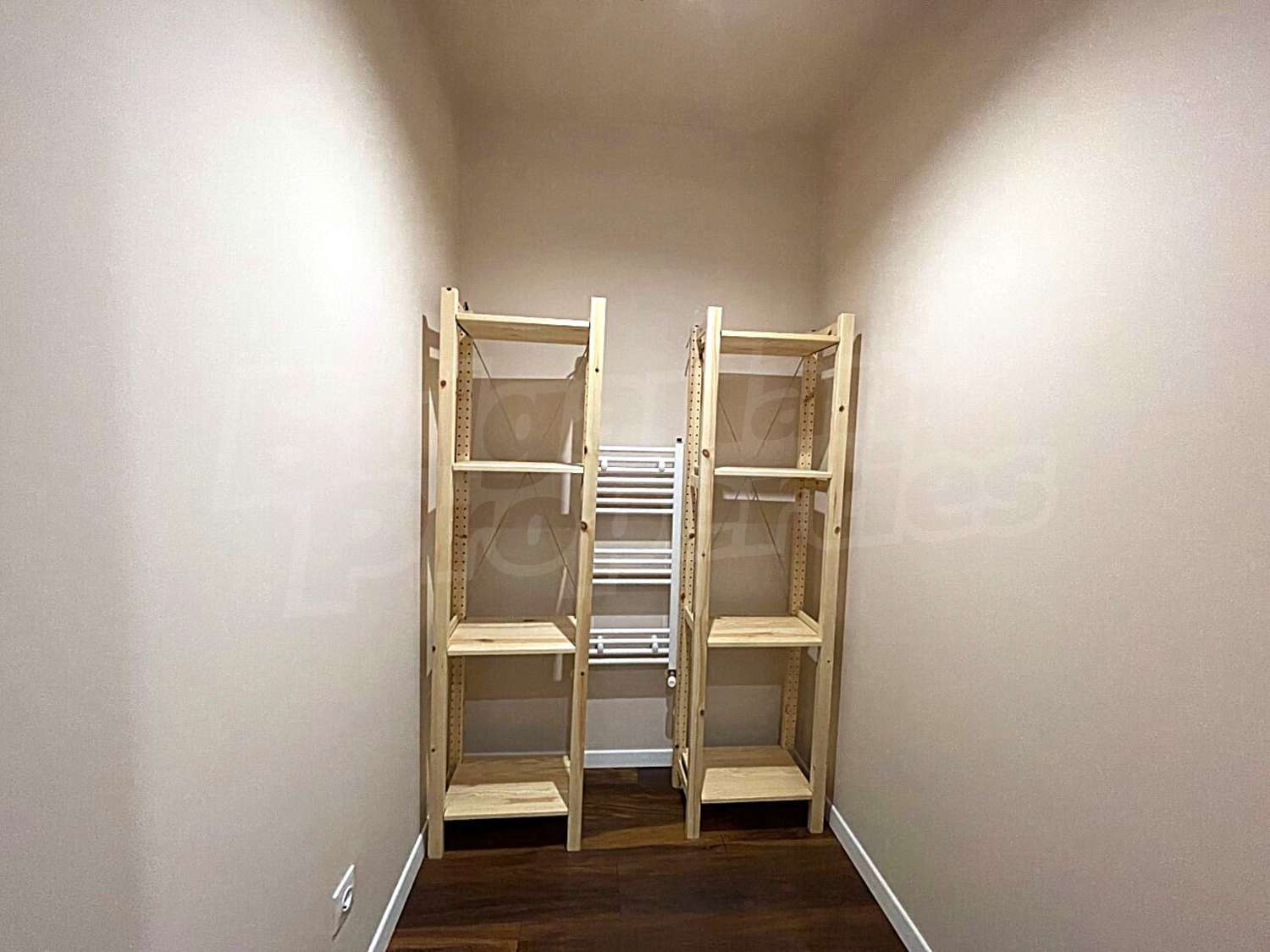 Gallery Picture 12