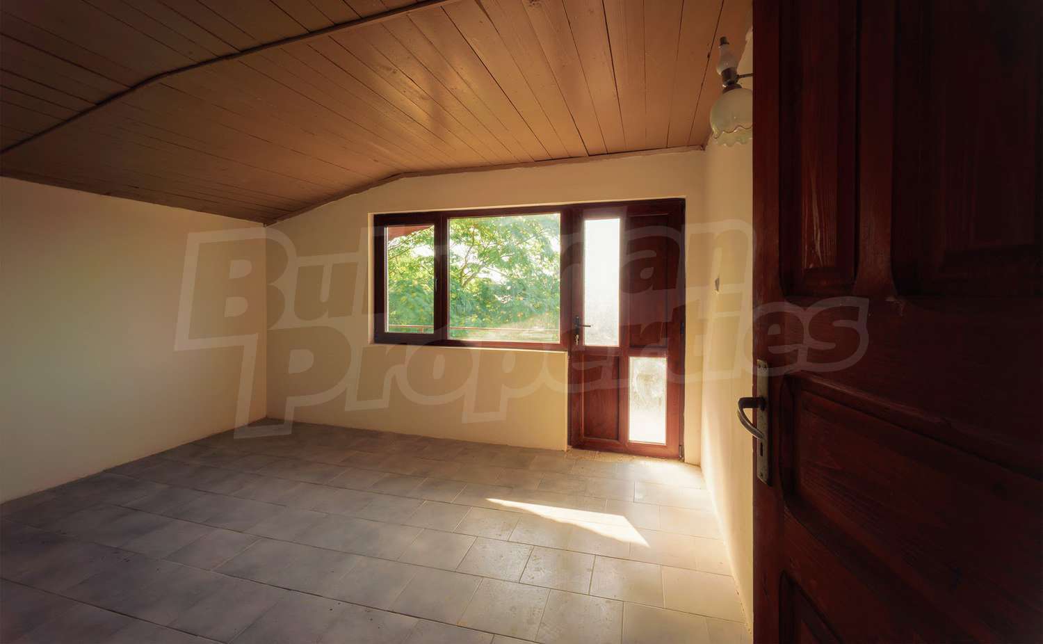 Gallery Picture 15