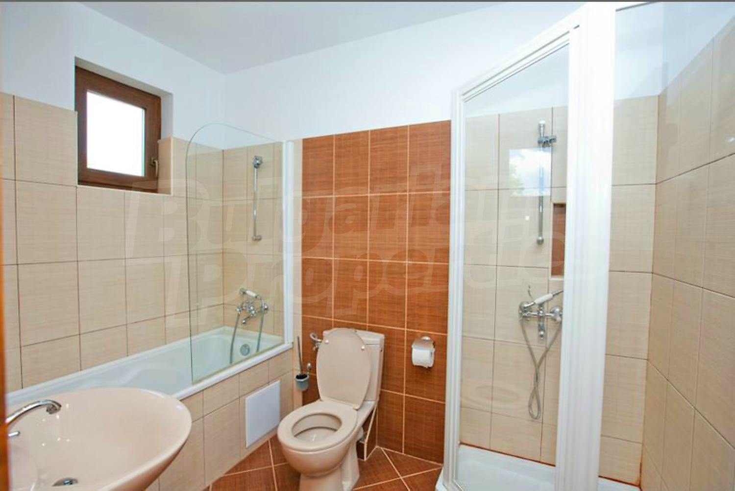 Townhouse for sale in Villa San Marco in Kranevo, Baltata nature