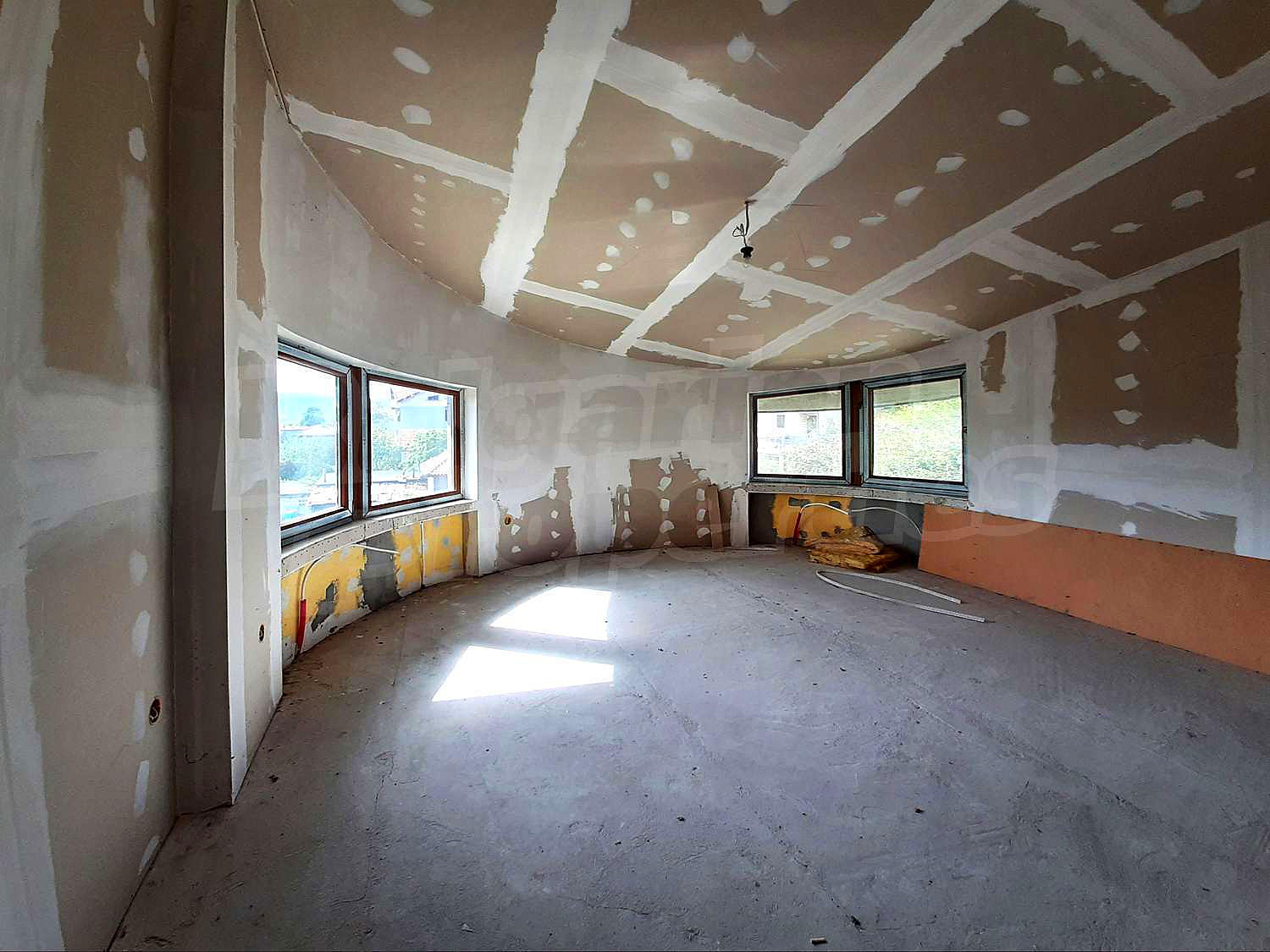 Gallery Picture 8