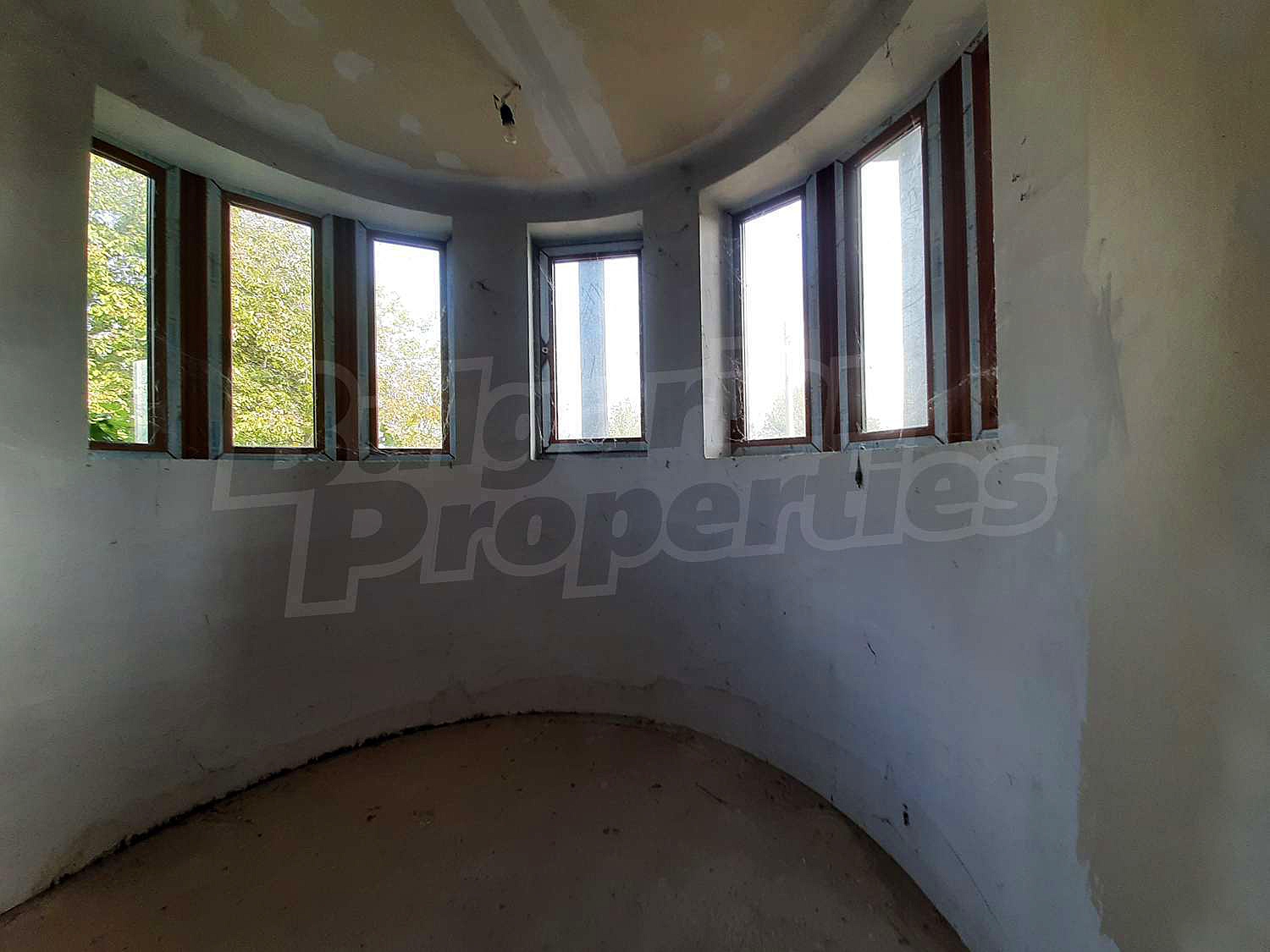 Gallery Picture 14