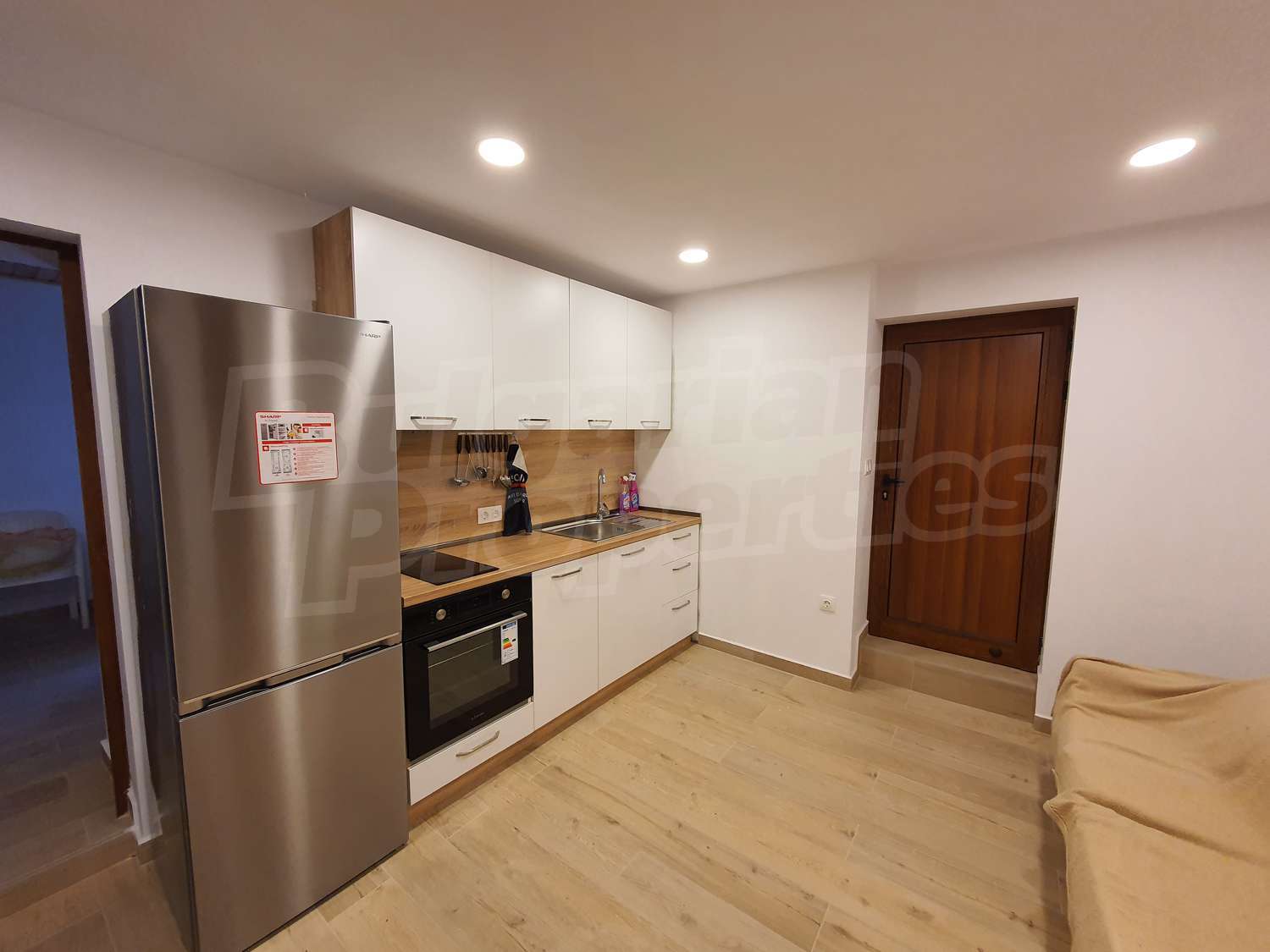 Gallery Picture 29