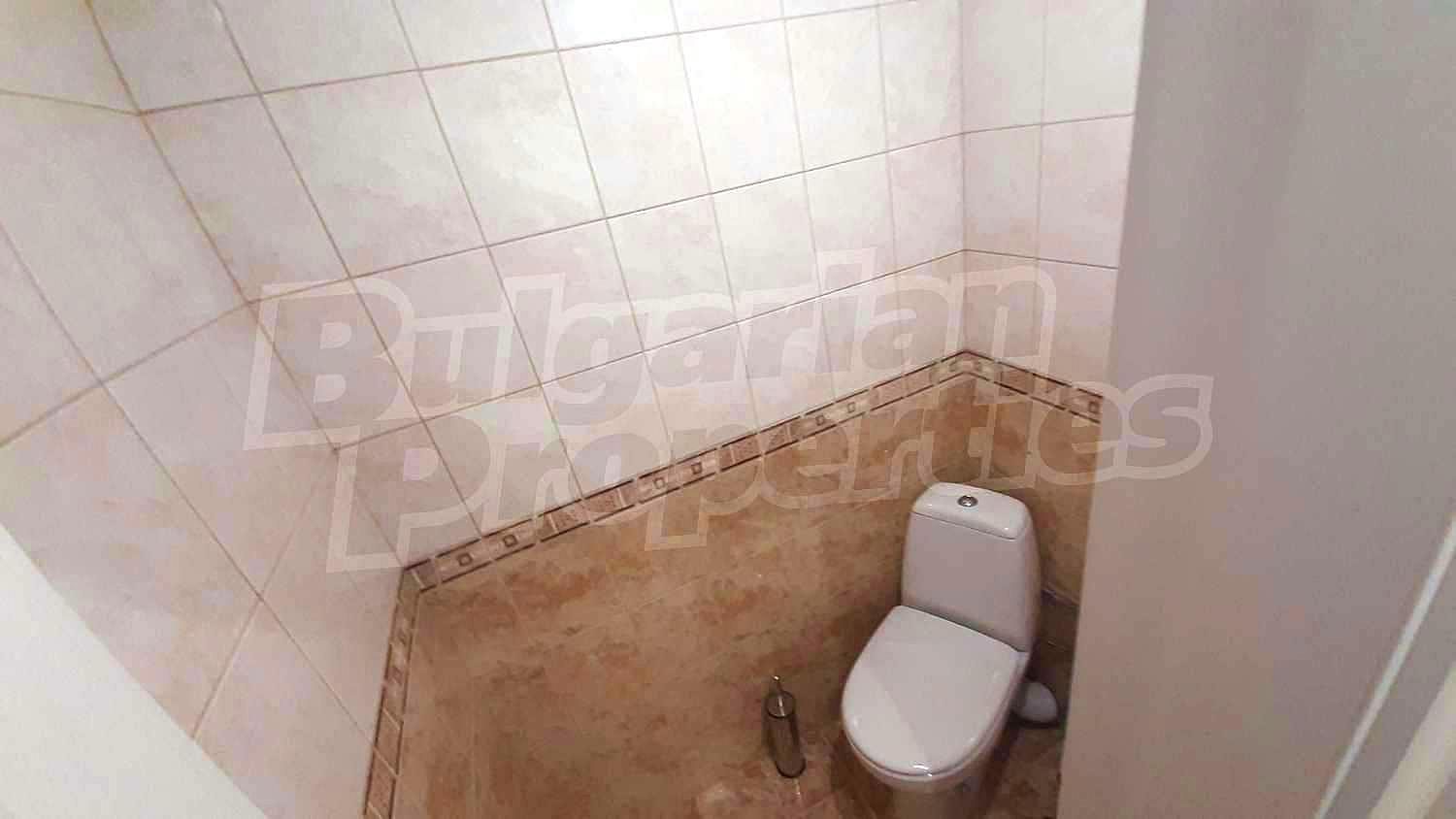 Gallery Picture 29