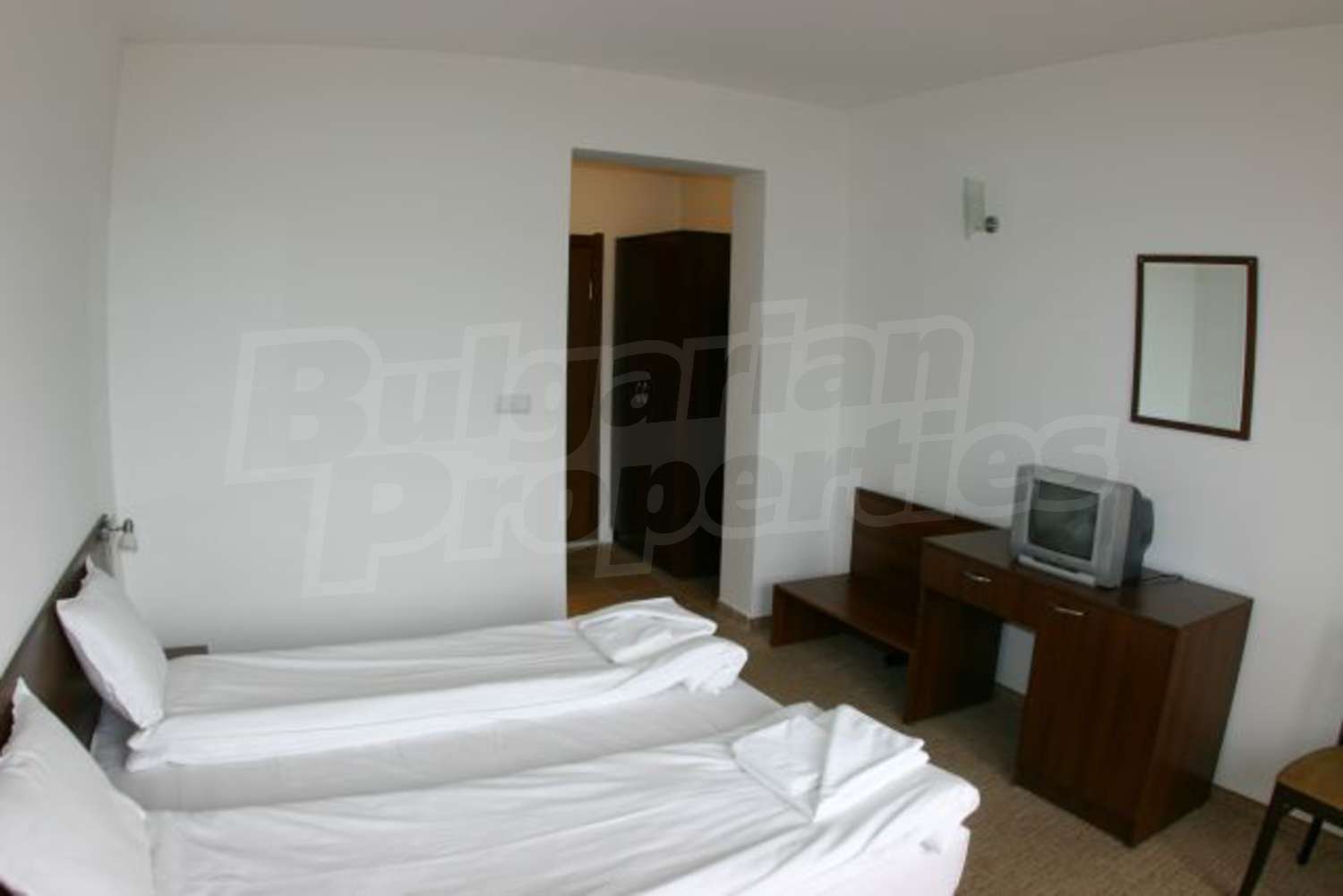 Gallery Picture 12