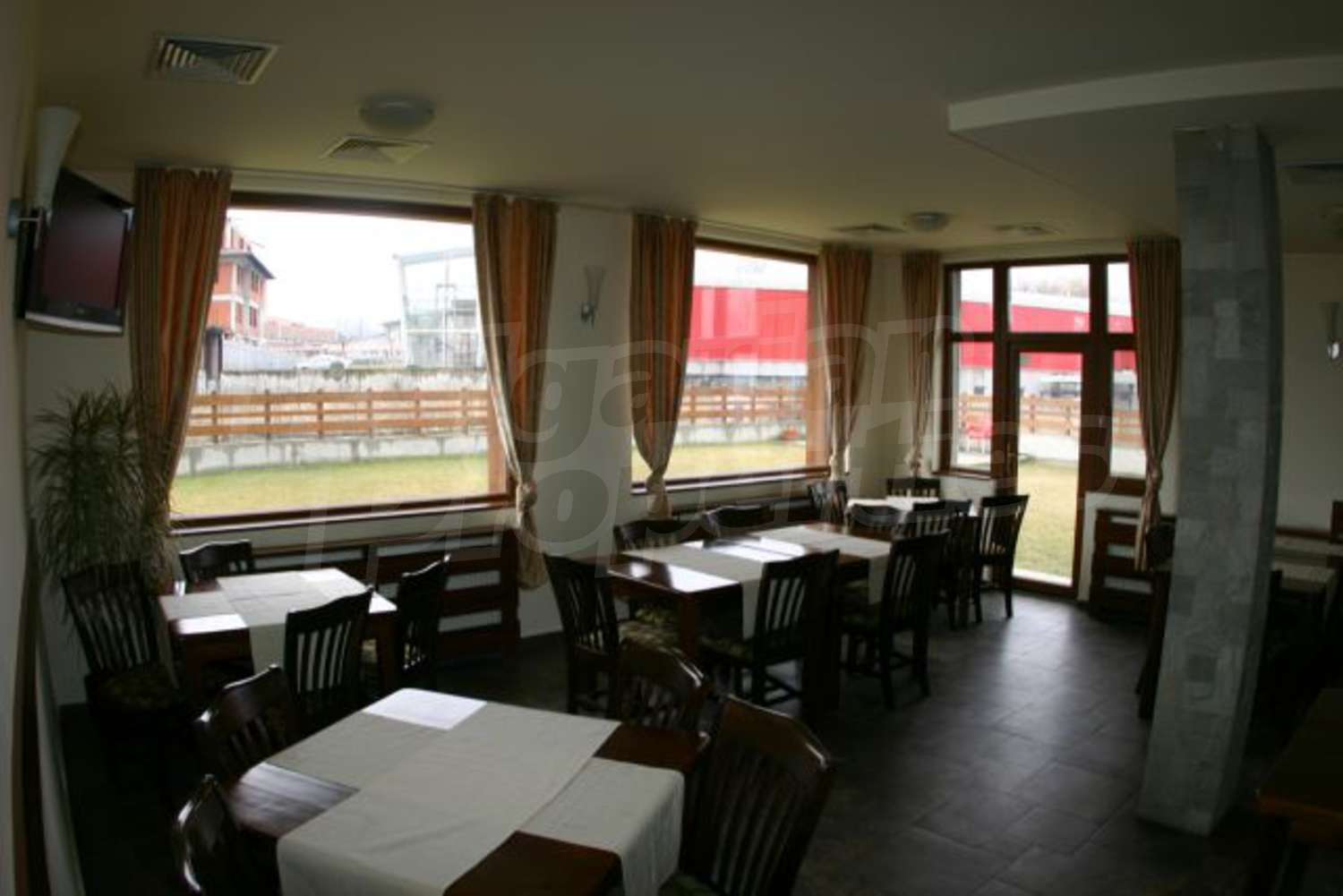 Gallery Picture 8
