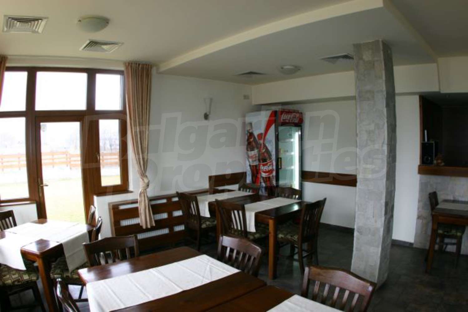 Gallery Picture 9