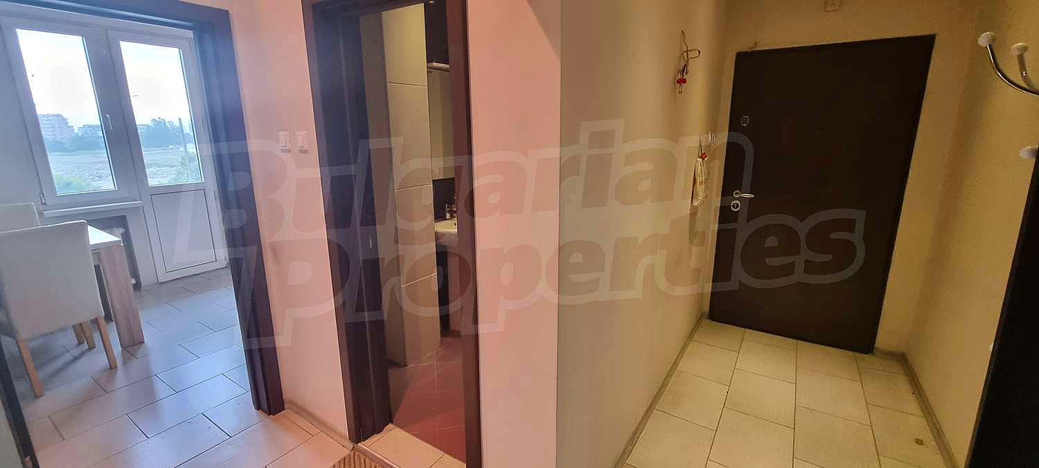Gallery Picture 9