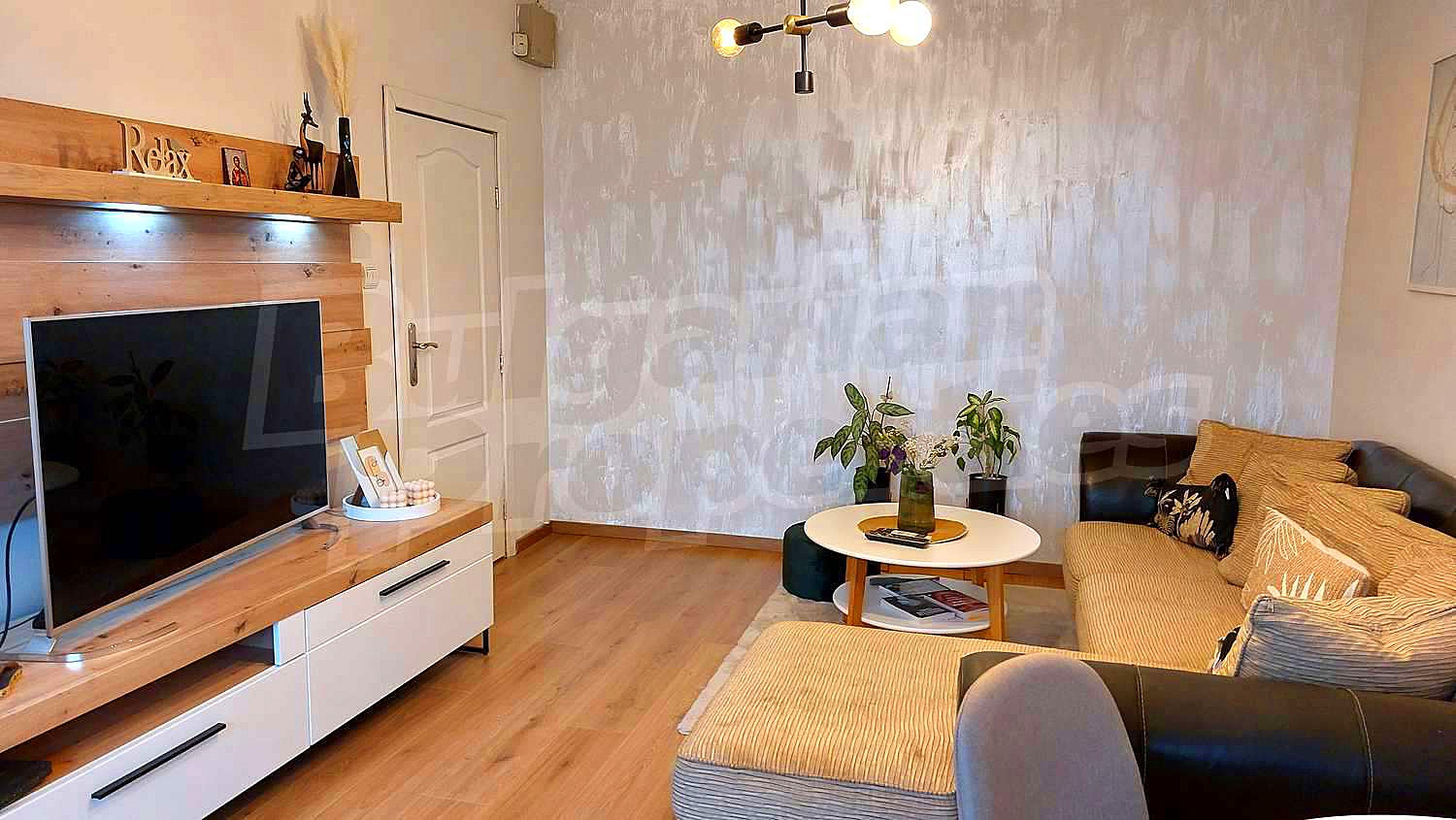 Gallery Picture 3