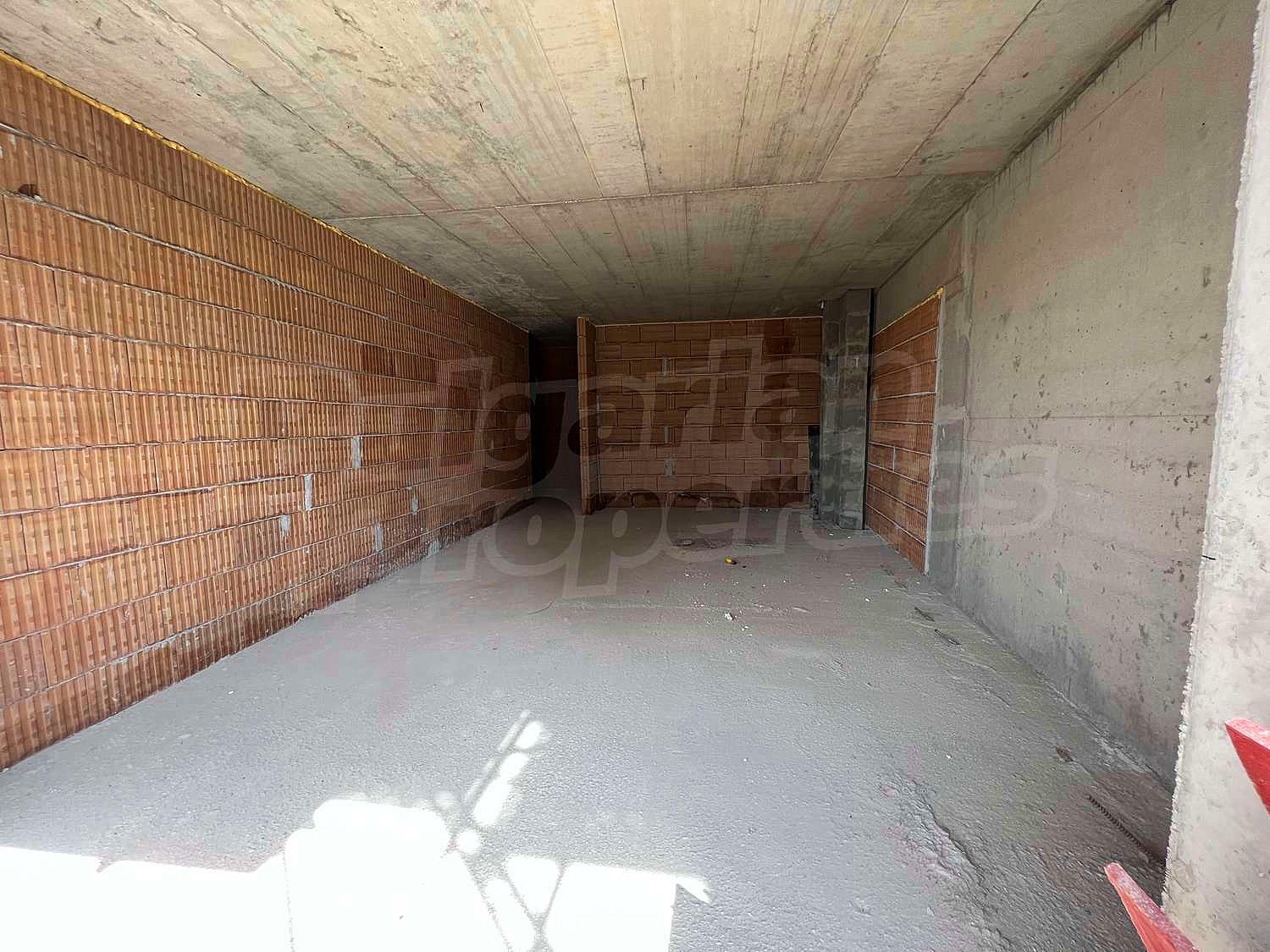 Gallery Picture 7