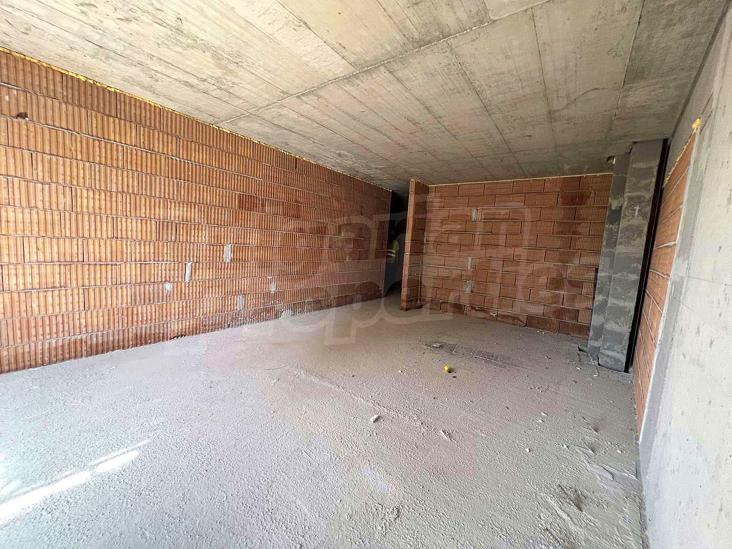 Gallery Picture 6