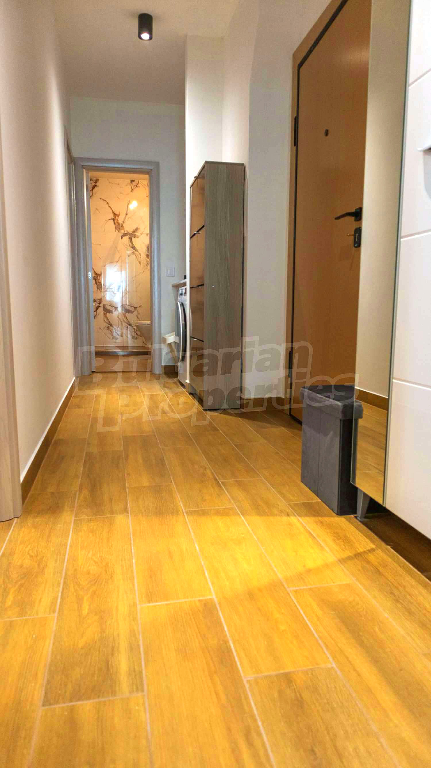 Gallery Picture 16