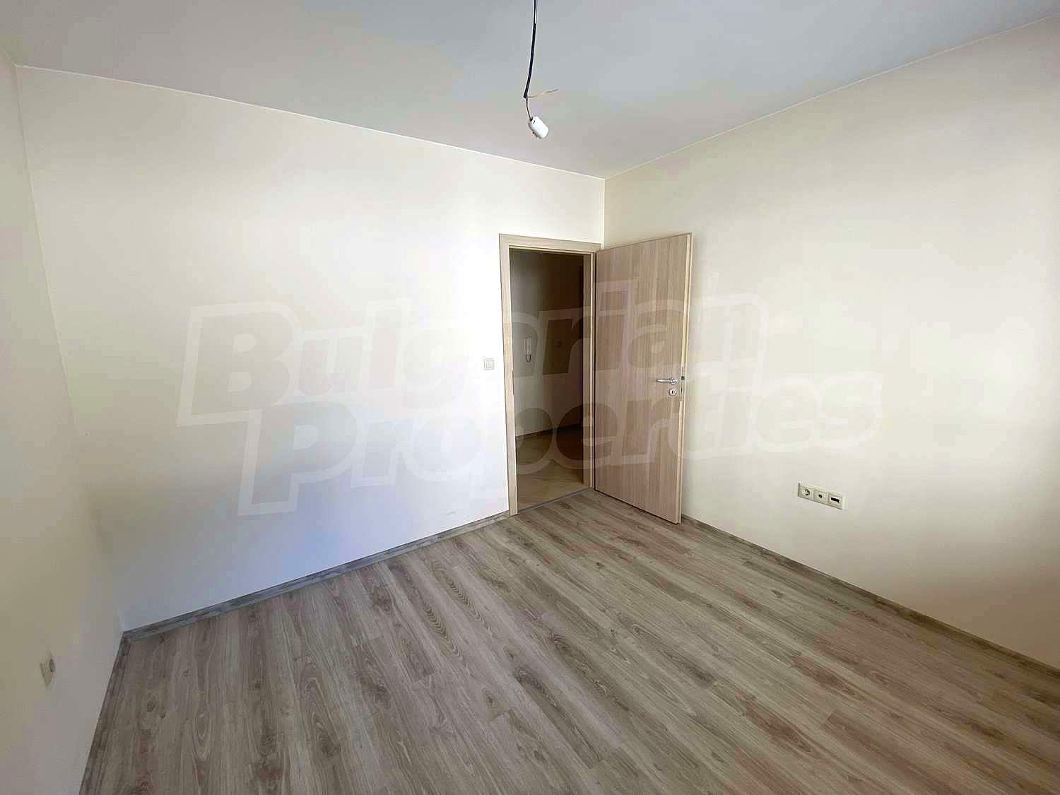 Gallery Picture 10