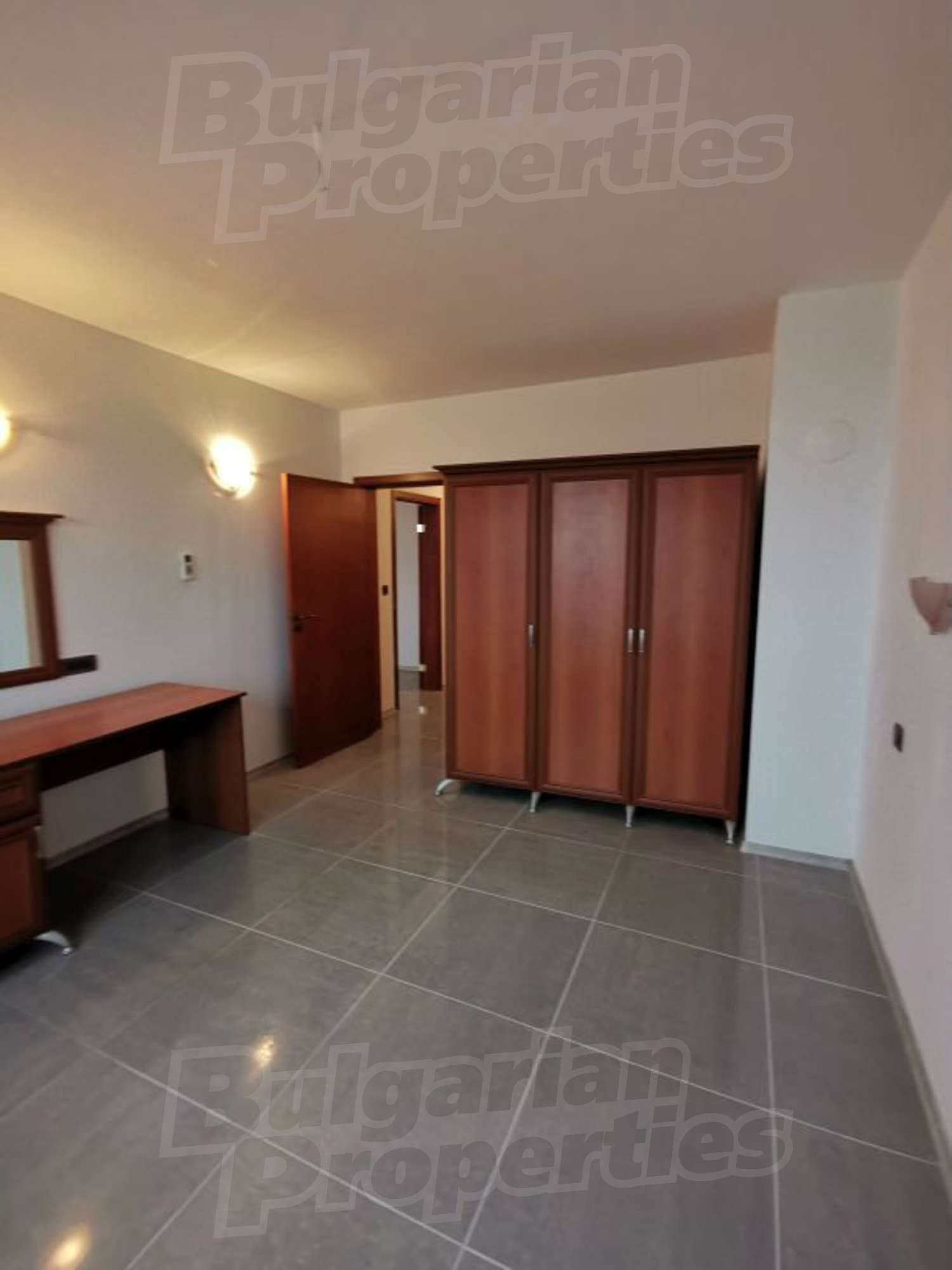 Gallery Picture 17