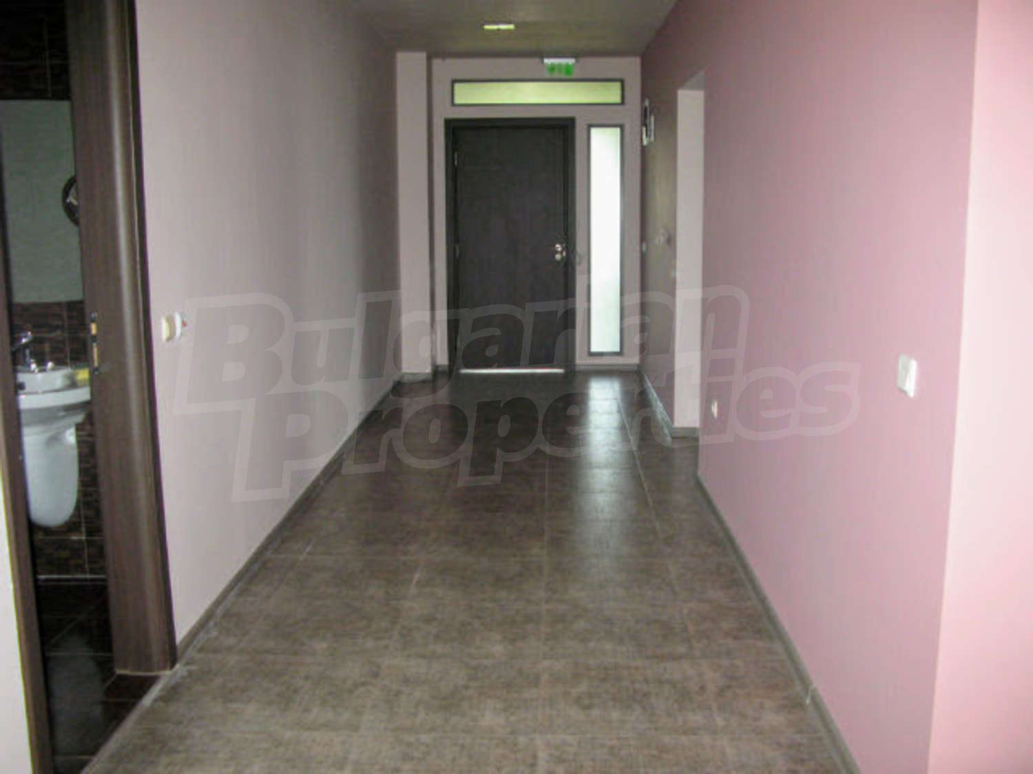 Gallery Picture 7