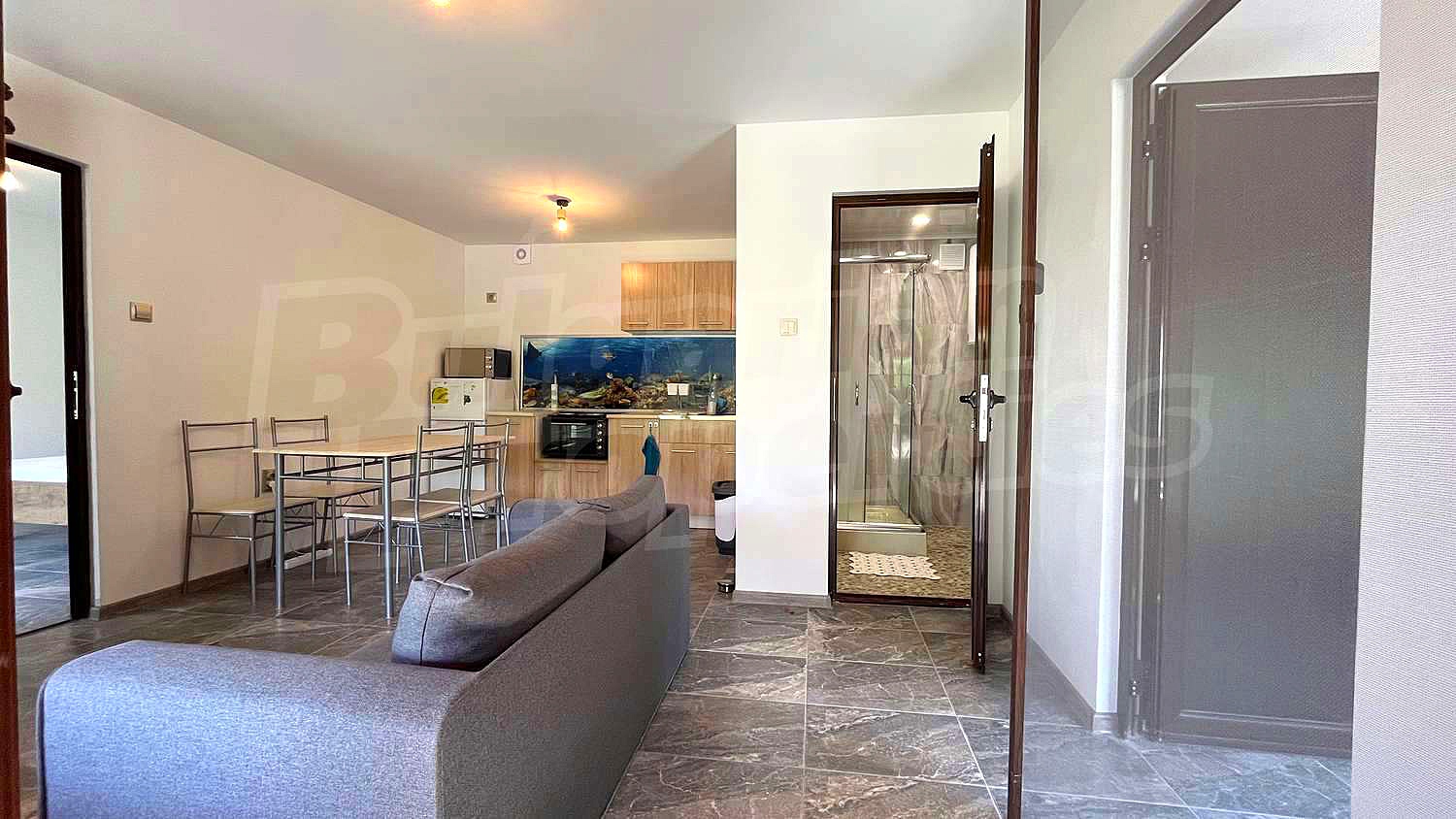 Gallery Picture 7