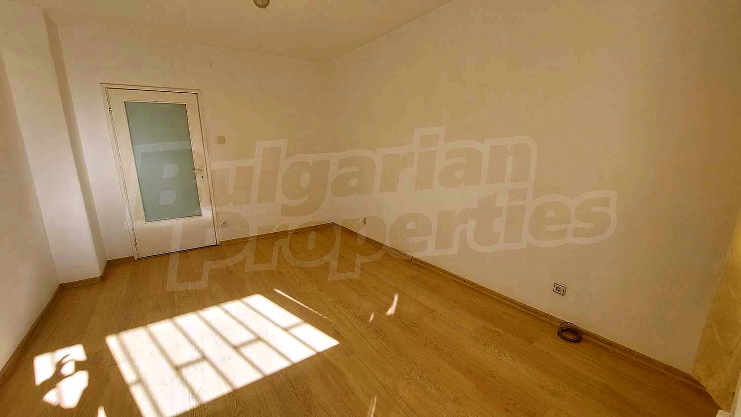 Gallery Picture 3