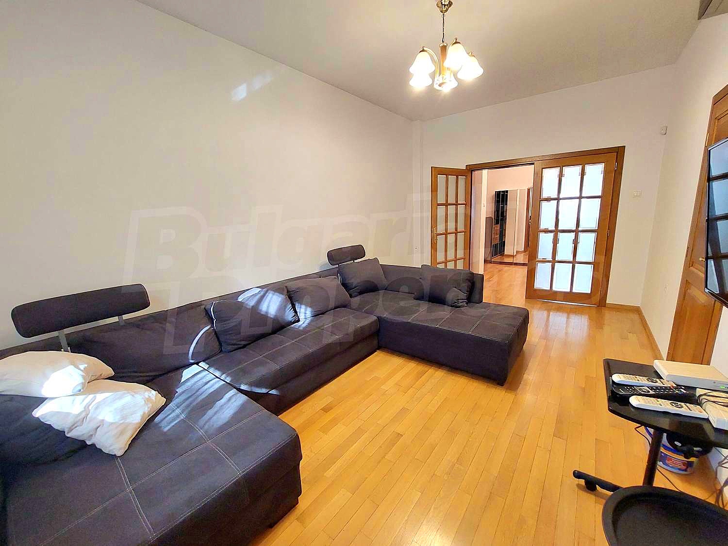Gallery Picture 2