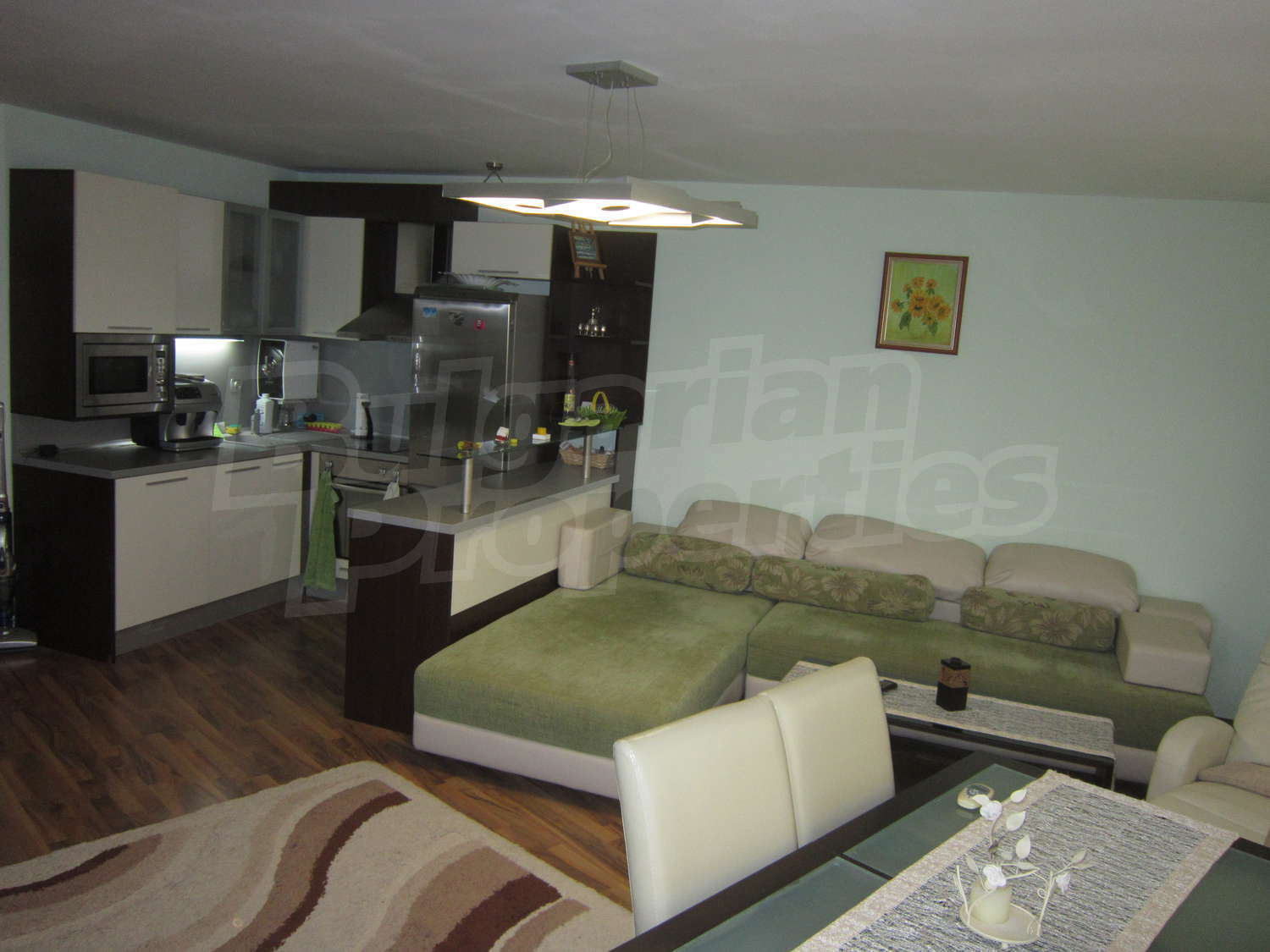 Gallery Picture 10