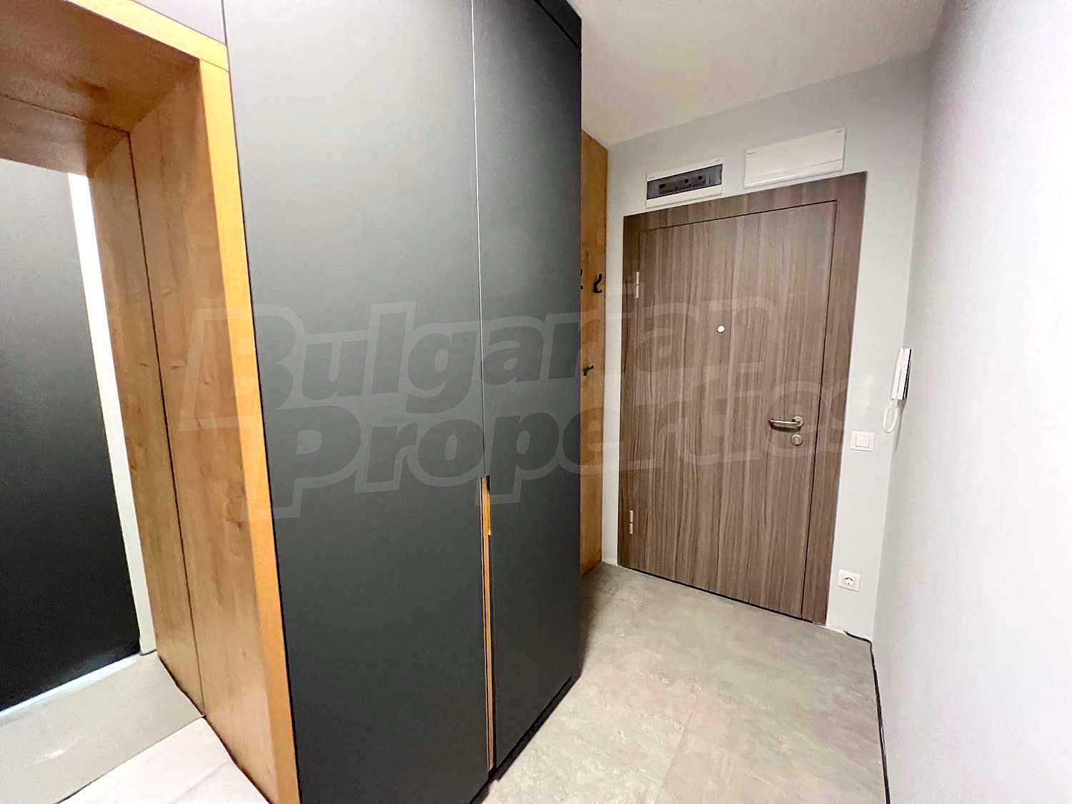 Gallery Picture 15