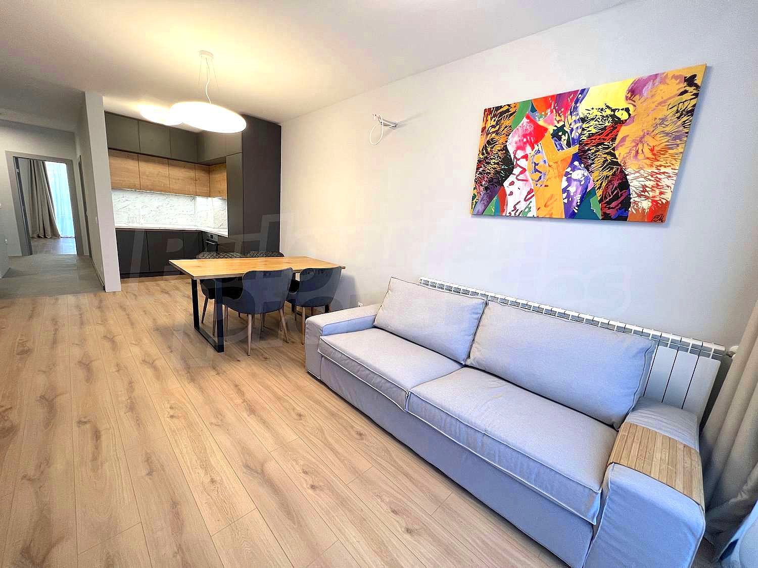 Gallery Picture 8