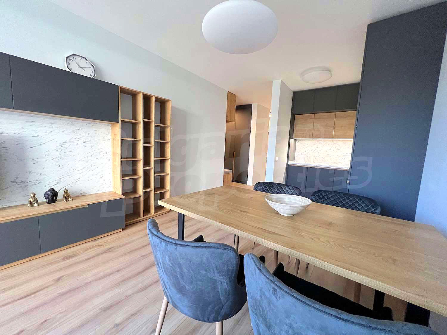 Gallery Picture 45