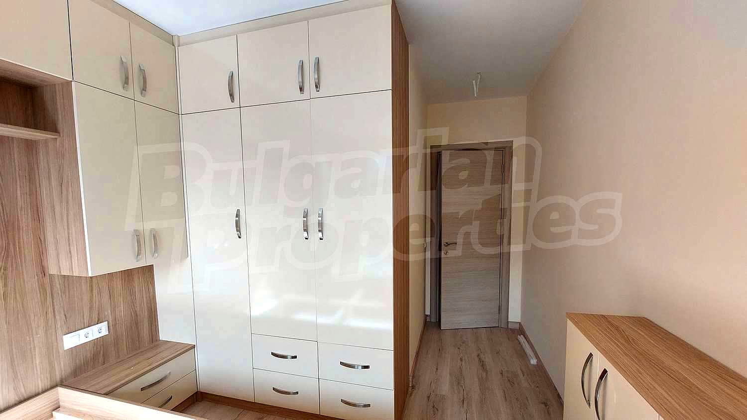 Gallery Picture 17