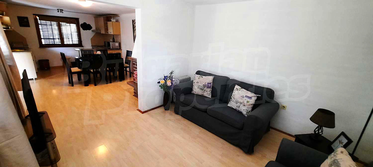 Gallery Picture 36