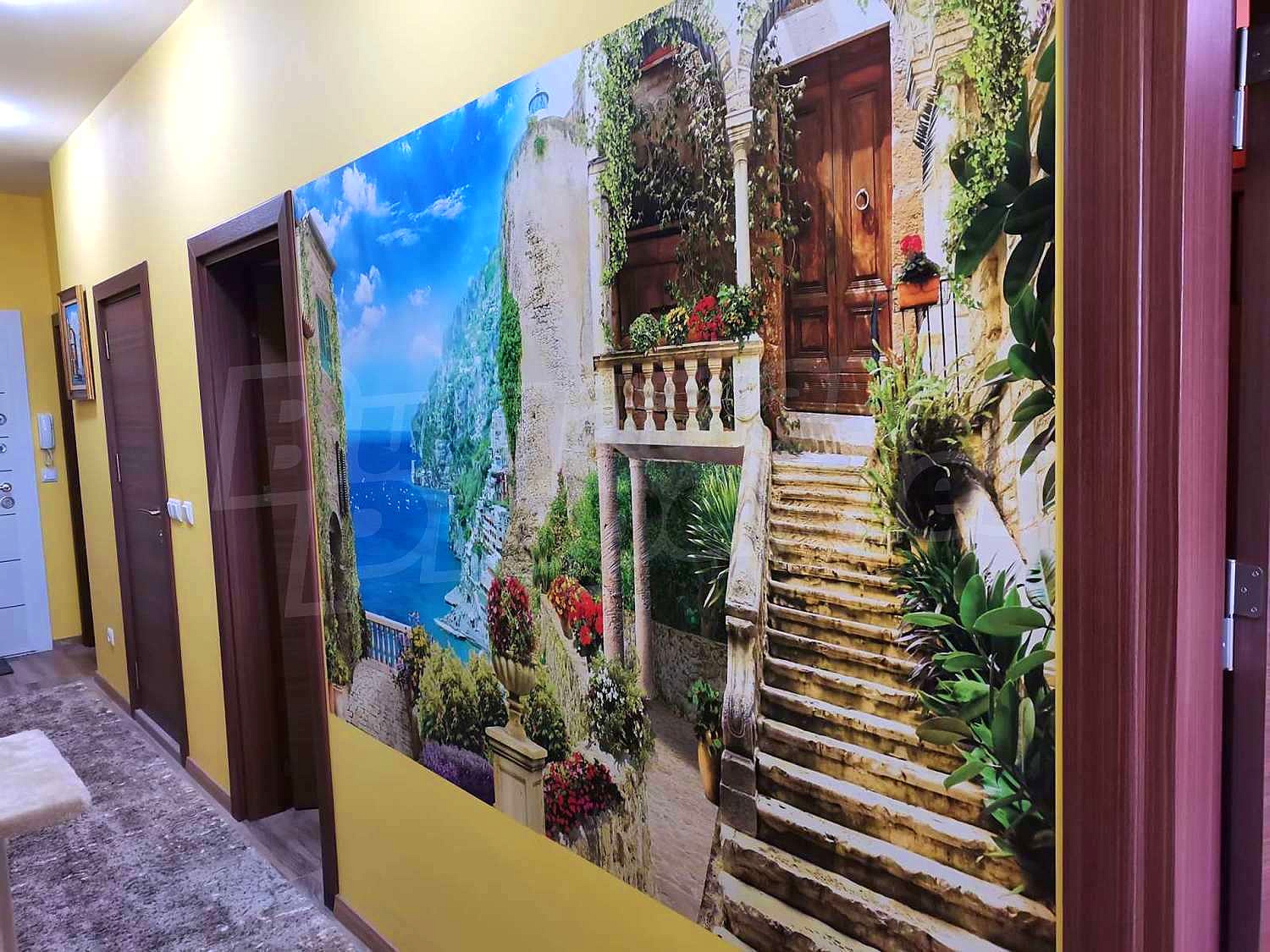 Gallery Picture 6