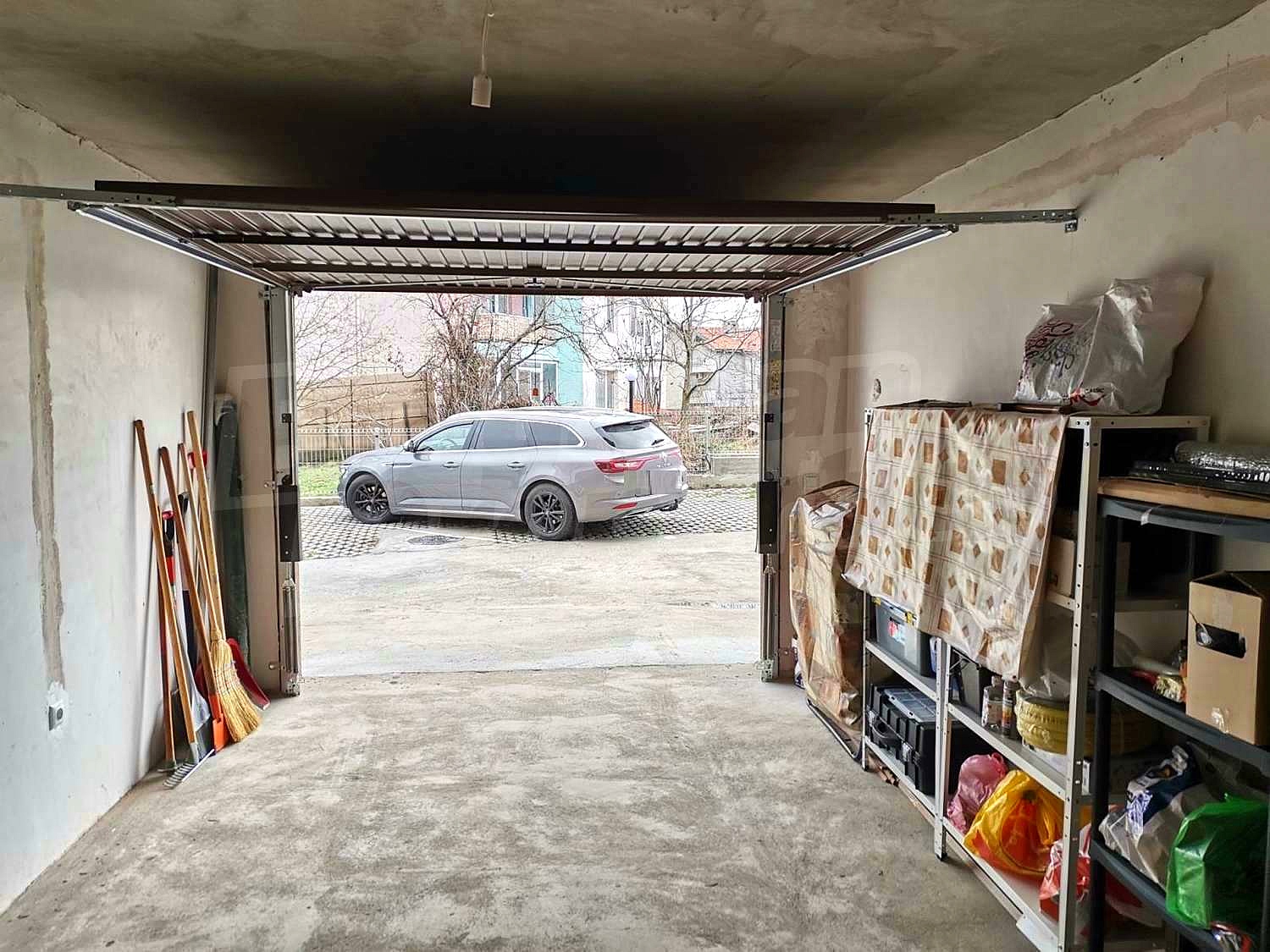 Gallery Picture 8