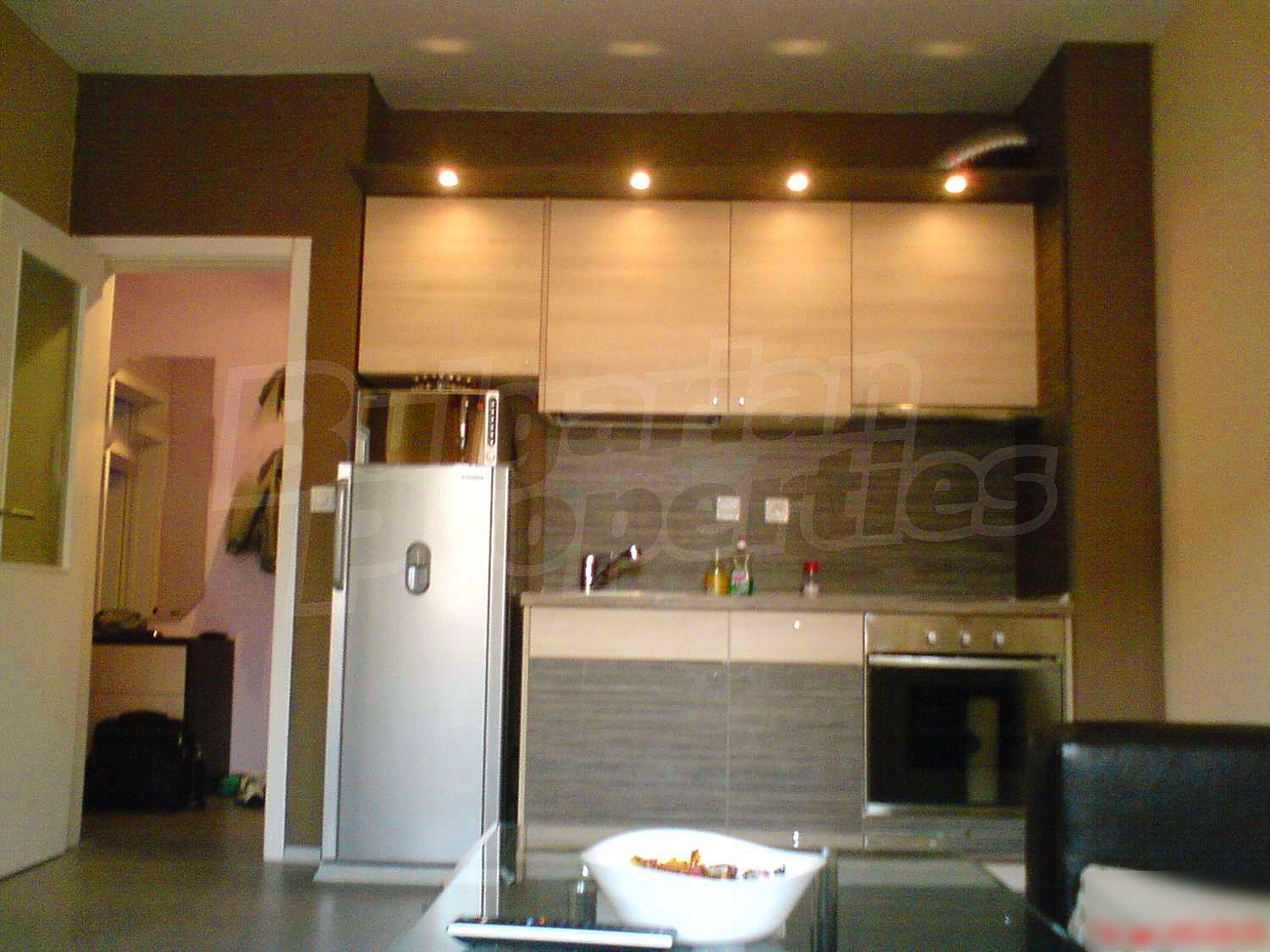 Gallery Picture 2