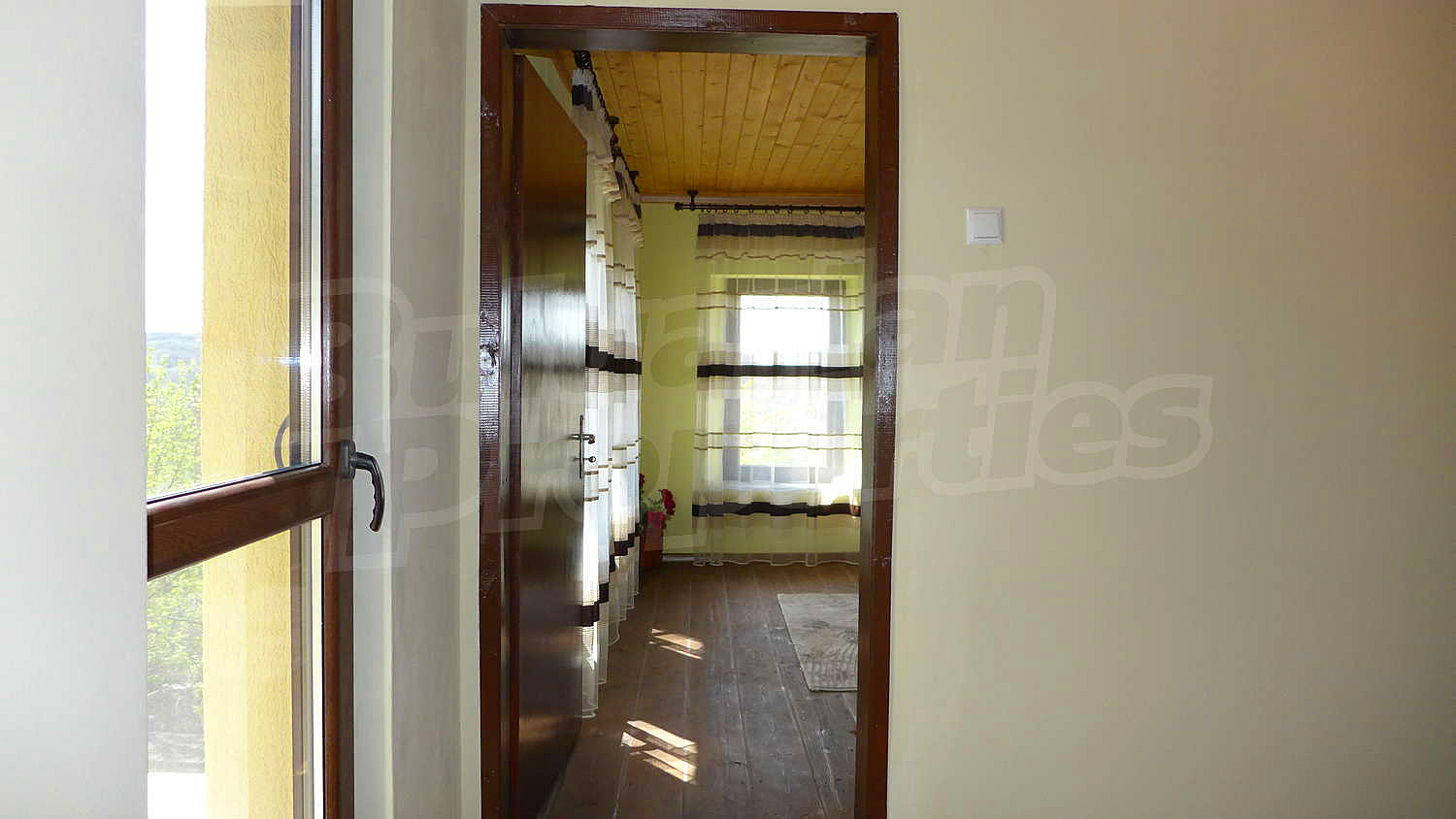 Gallery Picture 23